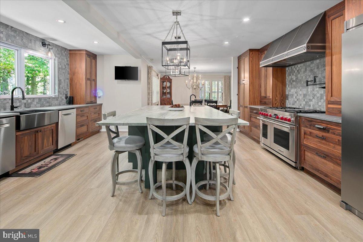 CLIFTON - Residential