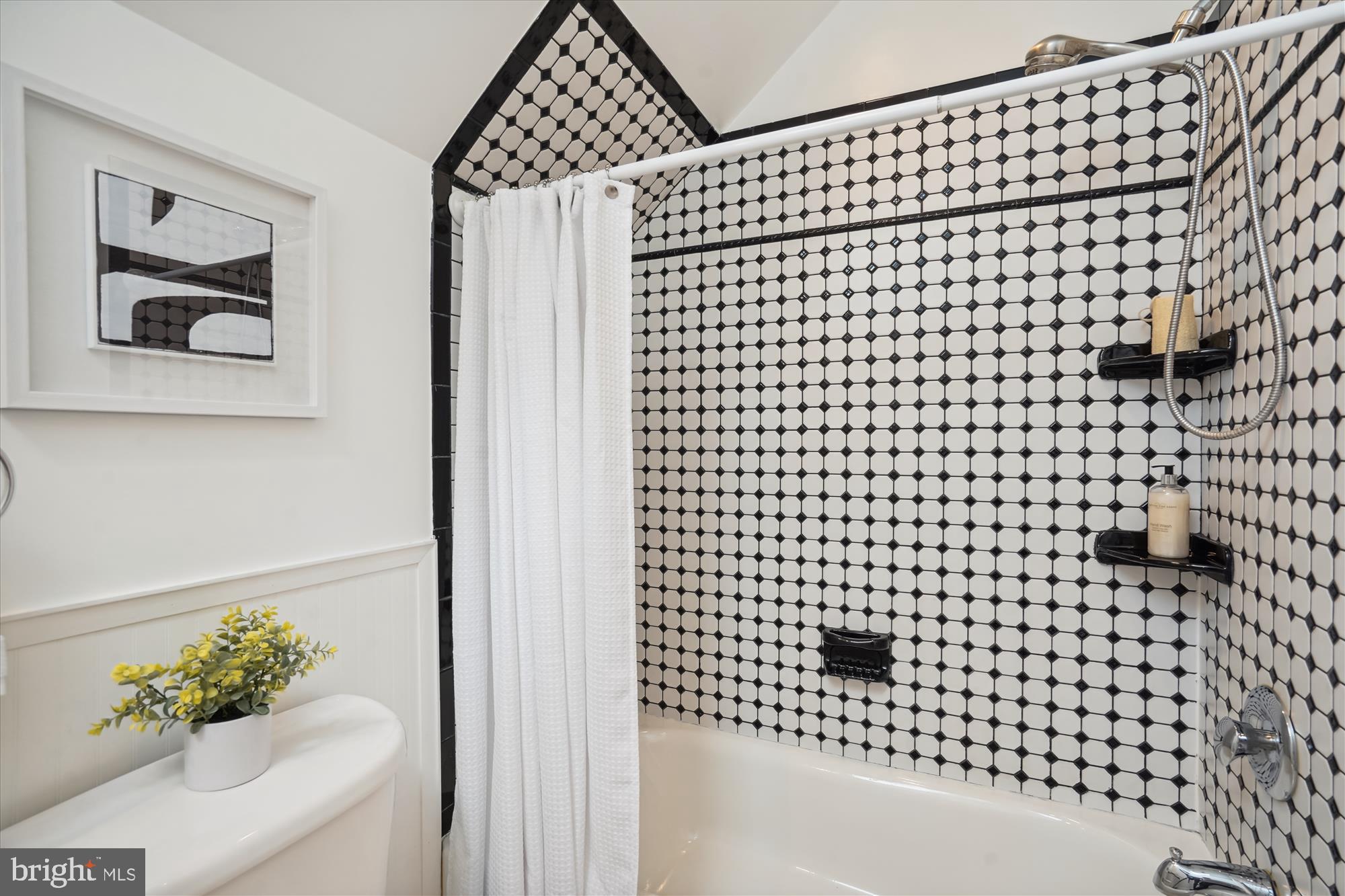 BARCROFT - Residential