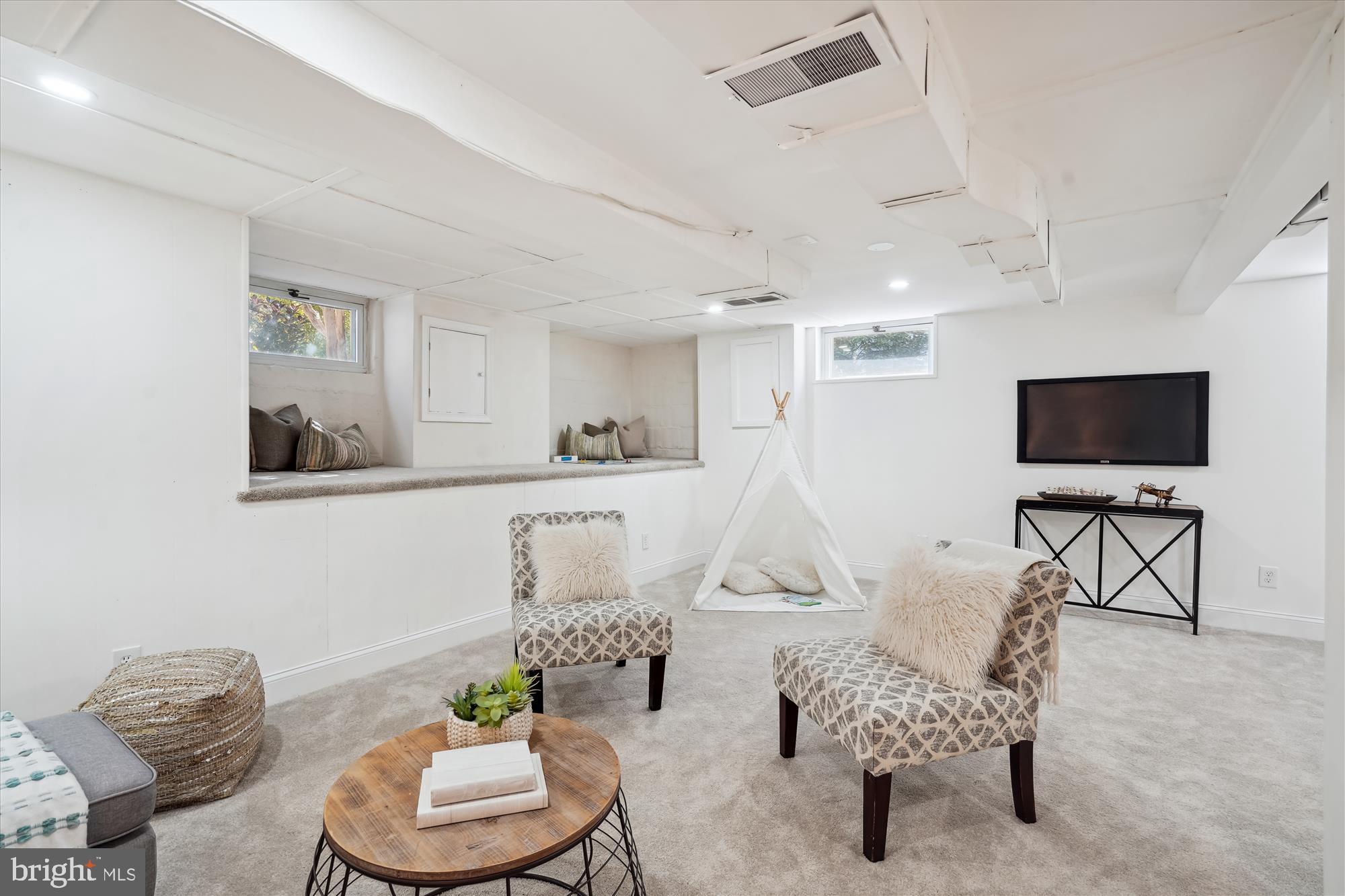 BARCROFT - Residential