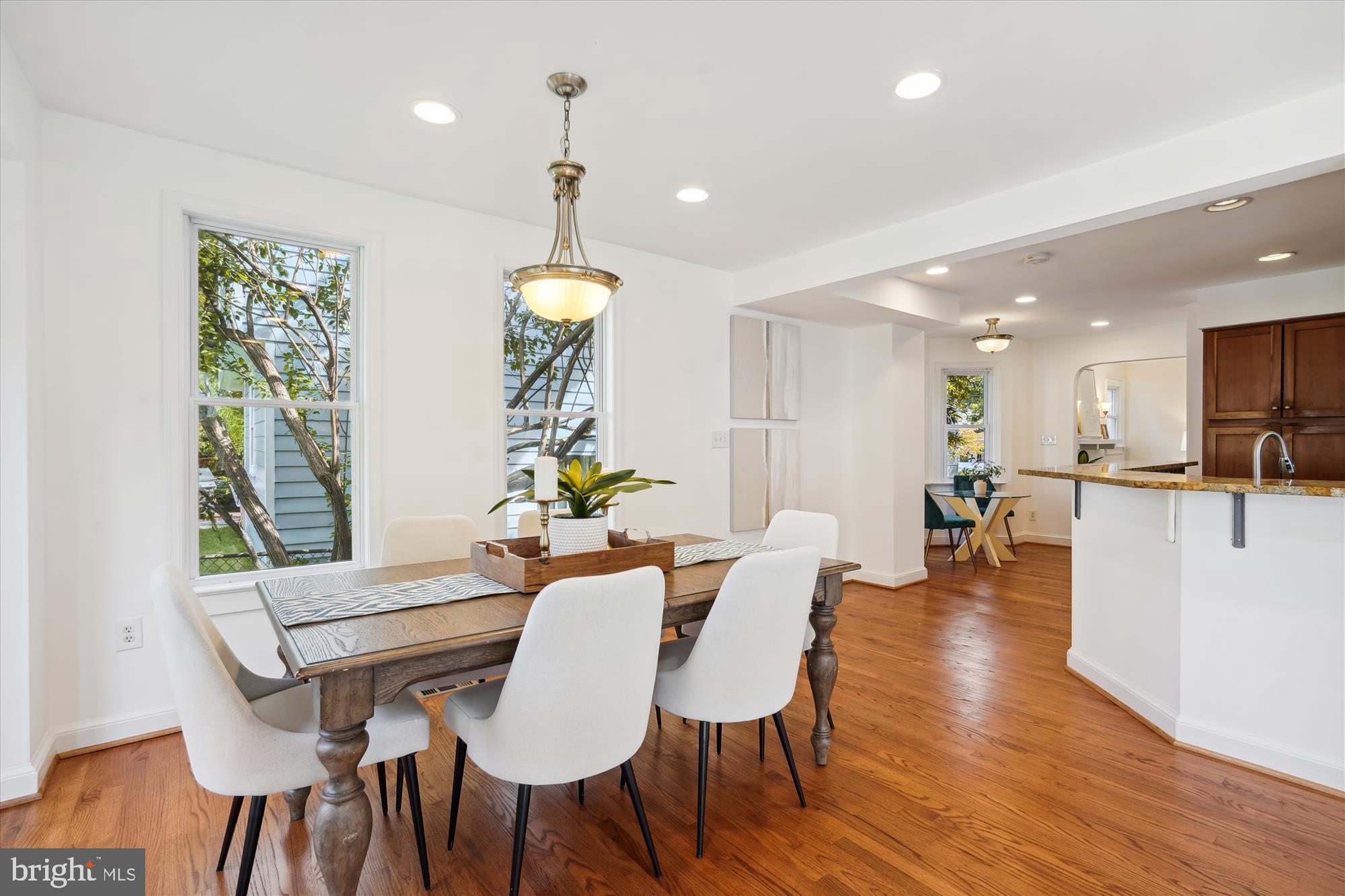 BARCROFT - Residential