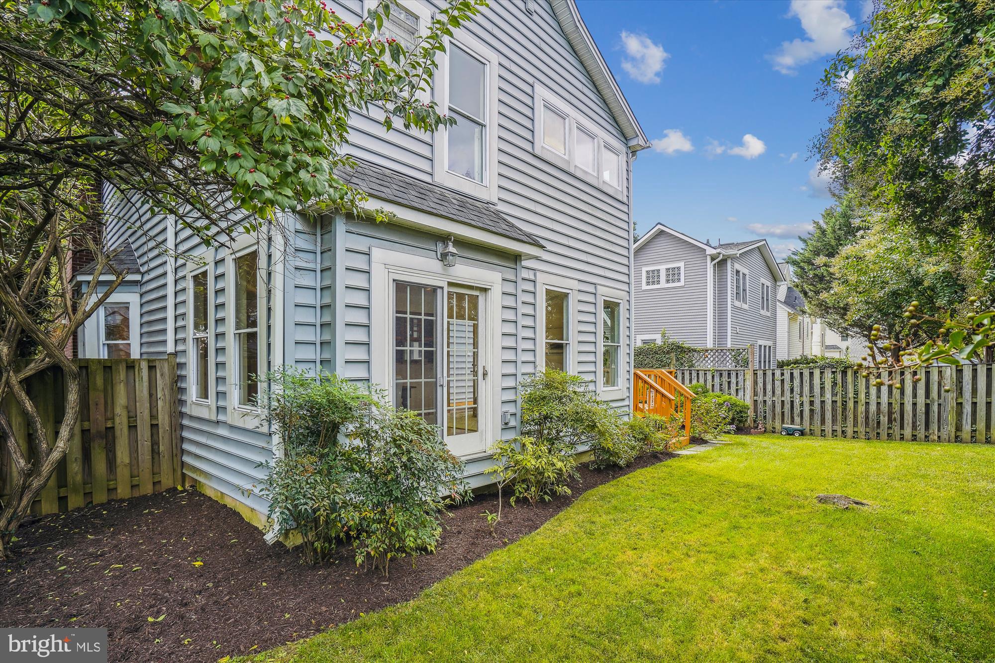 BARCROFT - Residential