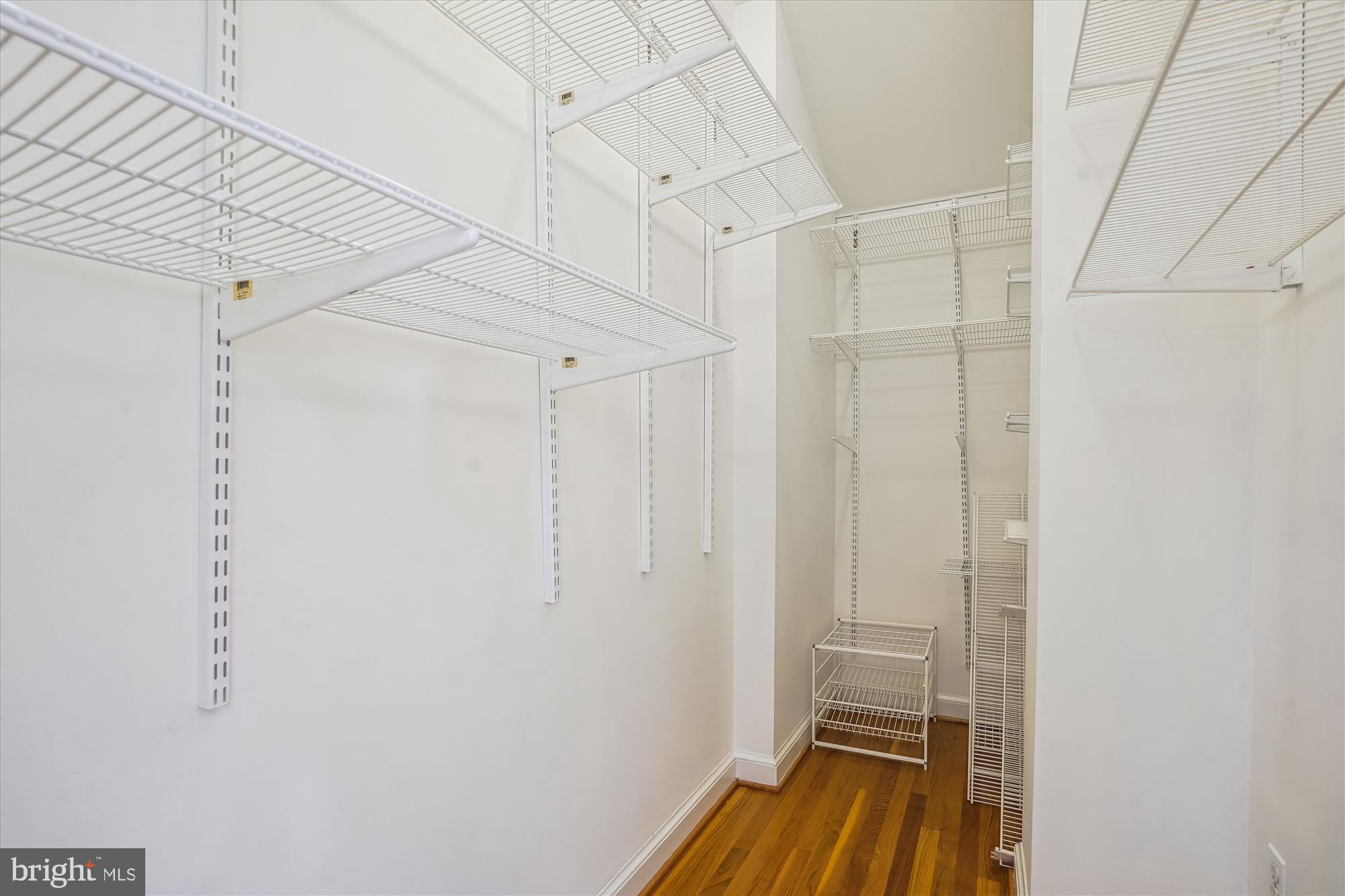 BARCROFT - Residential