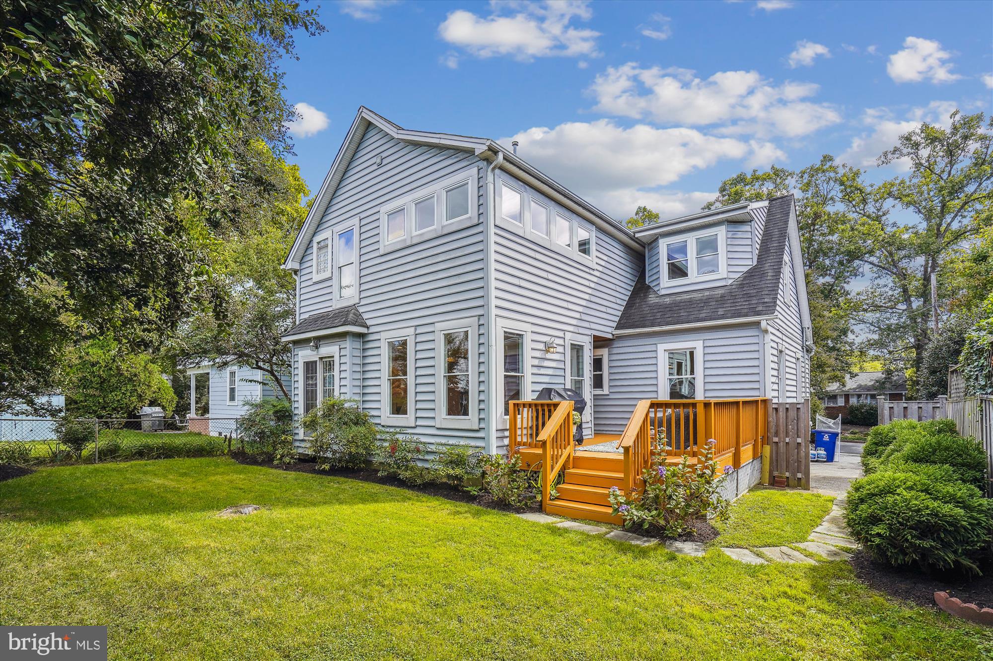 BARCROFT - Residential