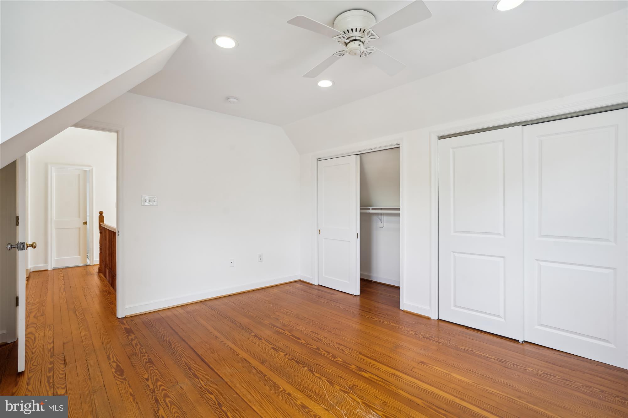 BARCROFT - Residential