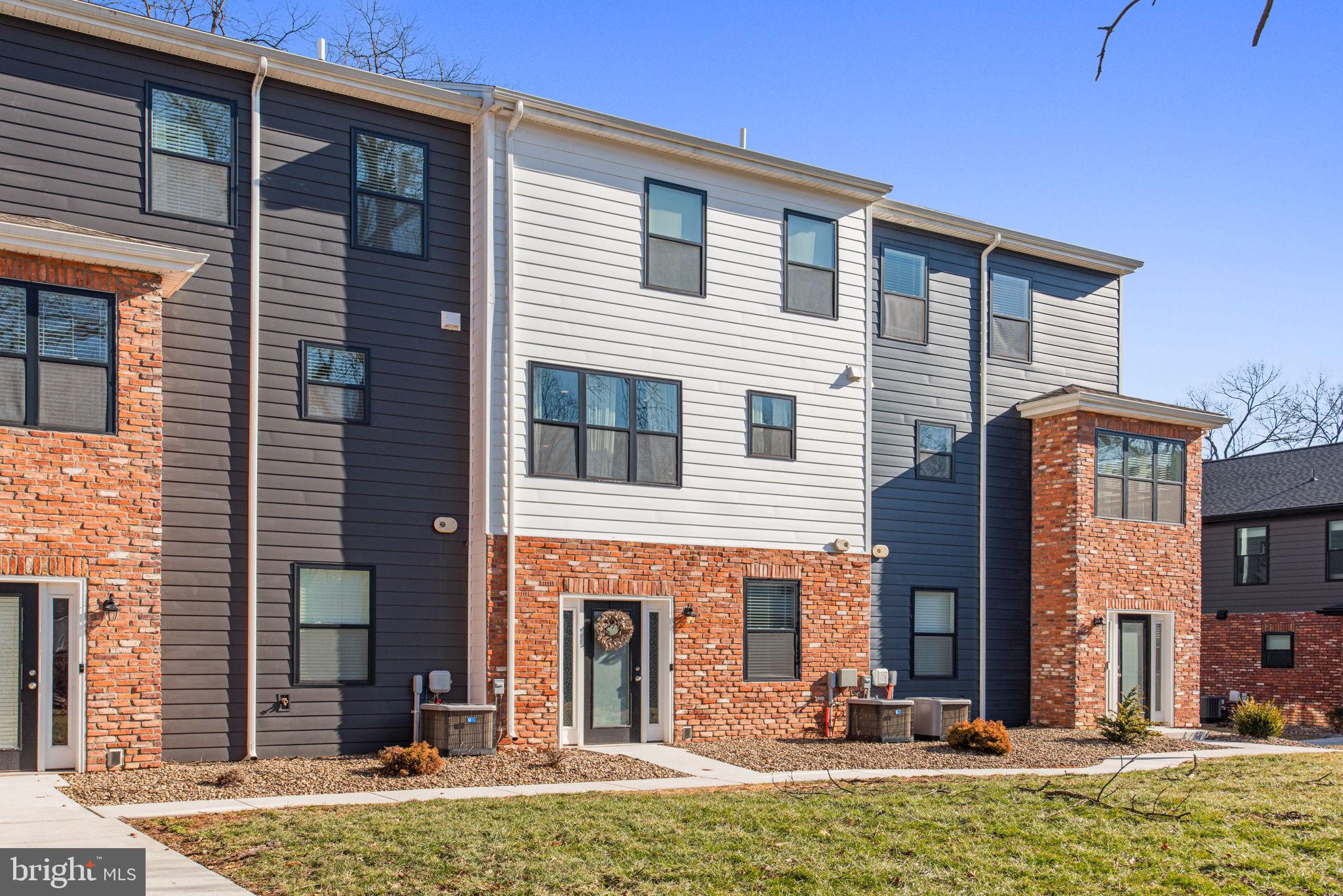 HIGH POINTE IN HERSHEY - Residential