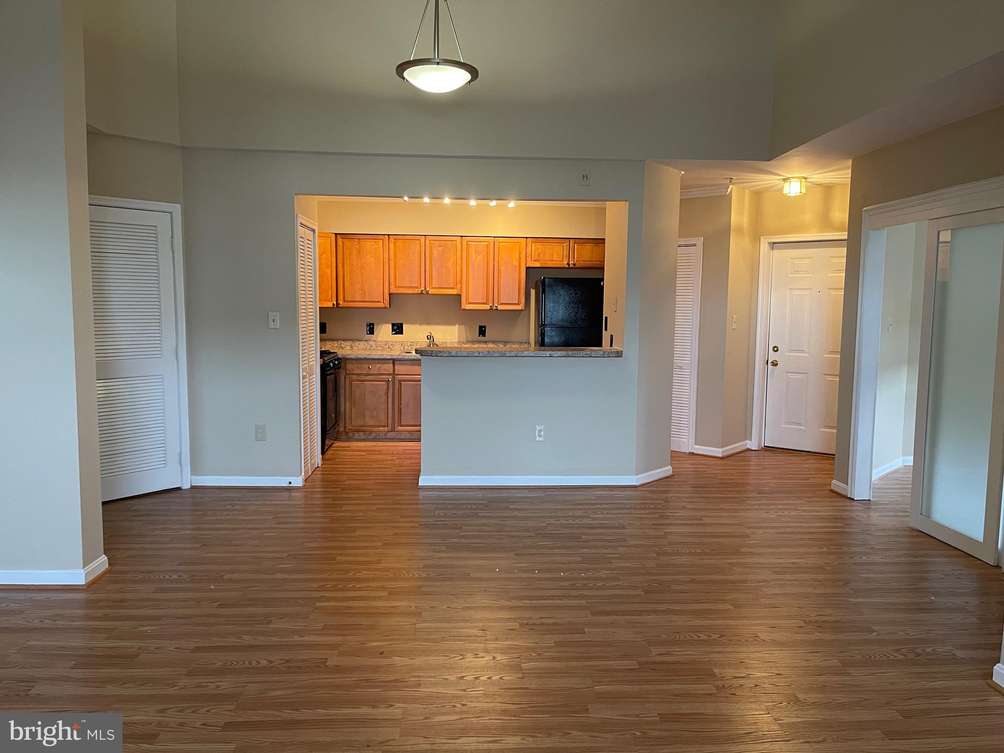 SEVEN OAKS - Residential Lease