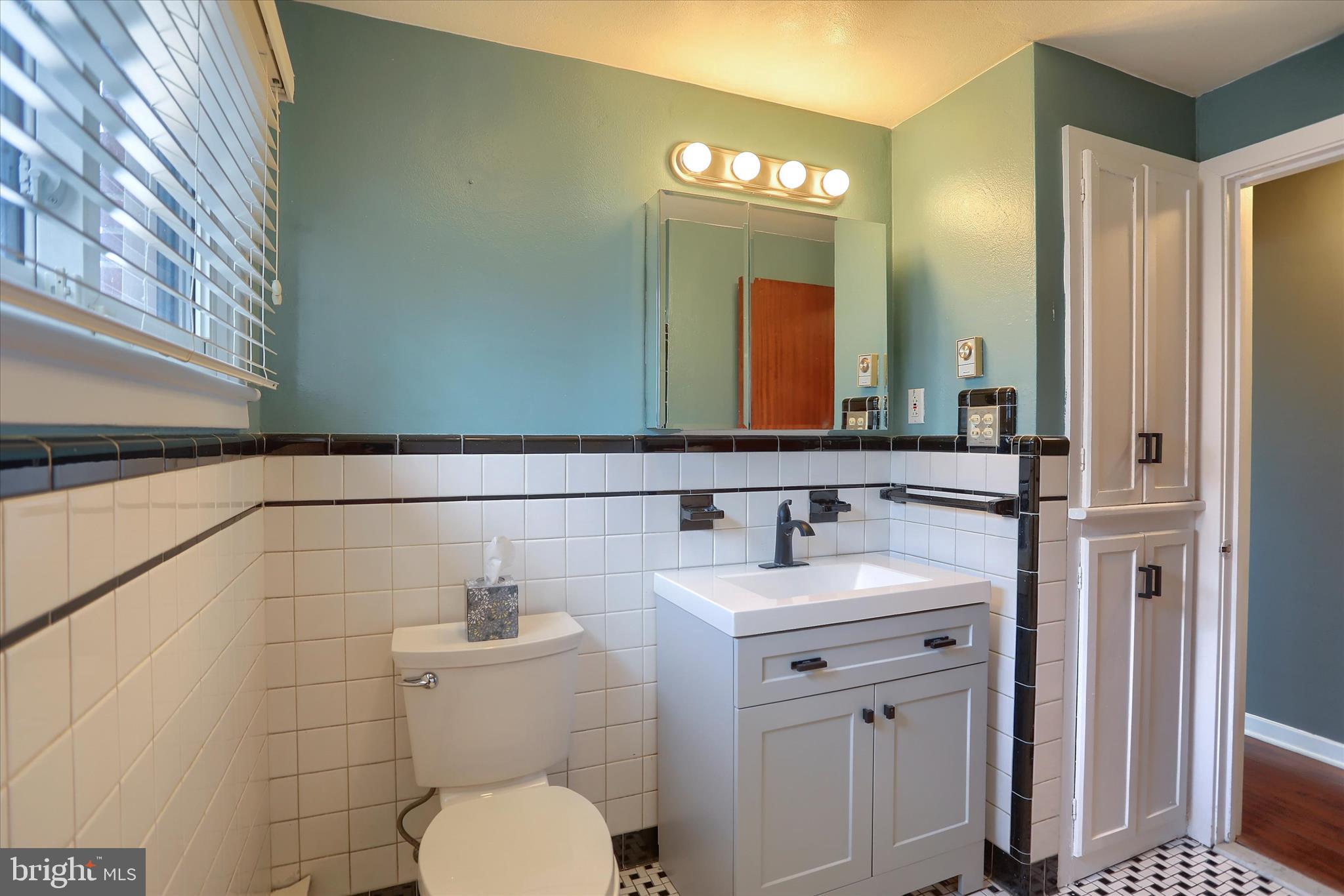 CHATHAM VILLAGE - Residential