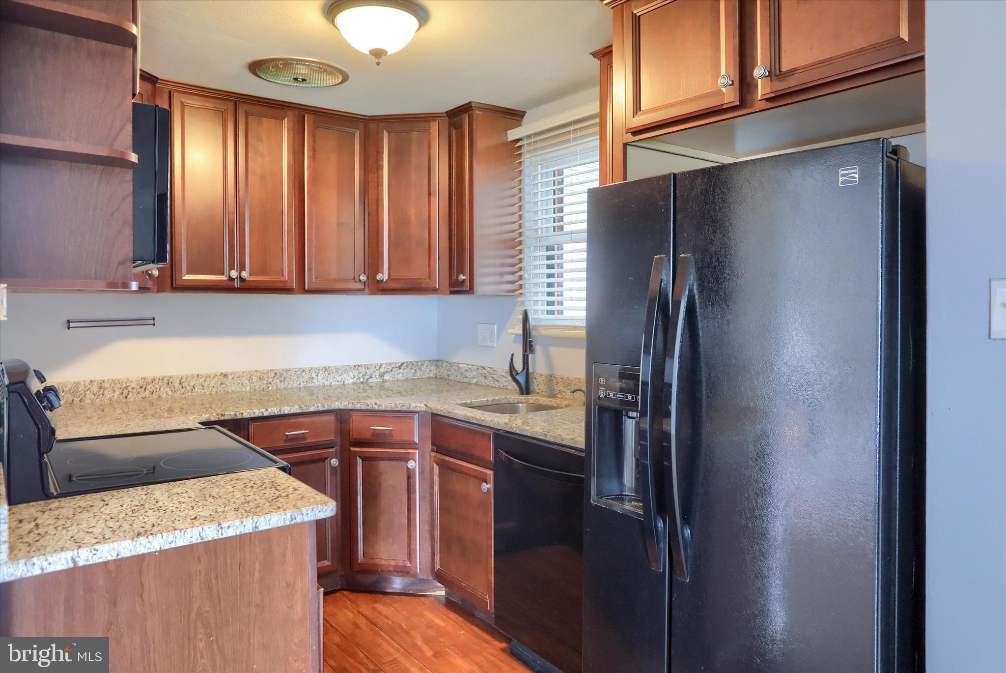 CHATHAM VILLAGE - Residential