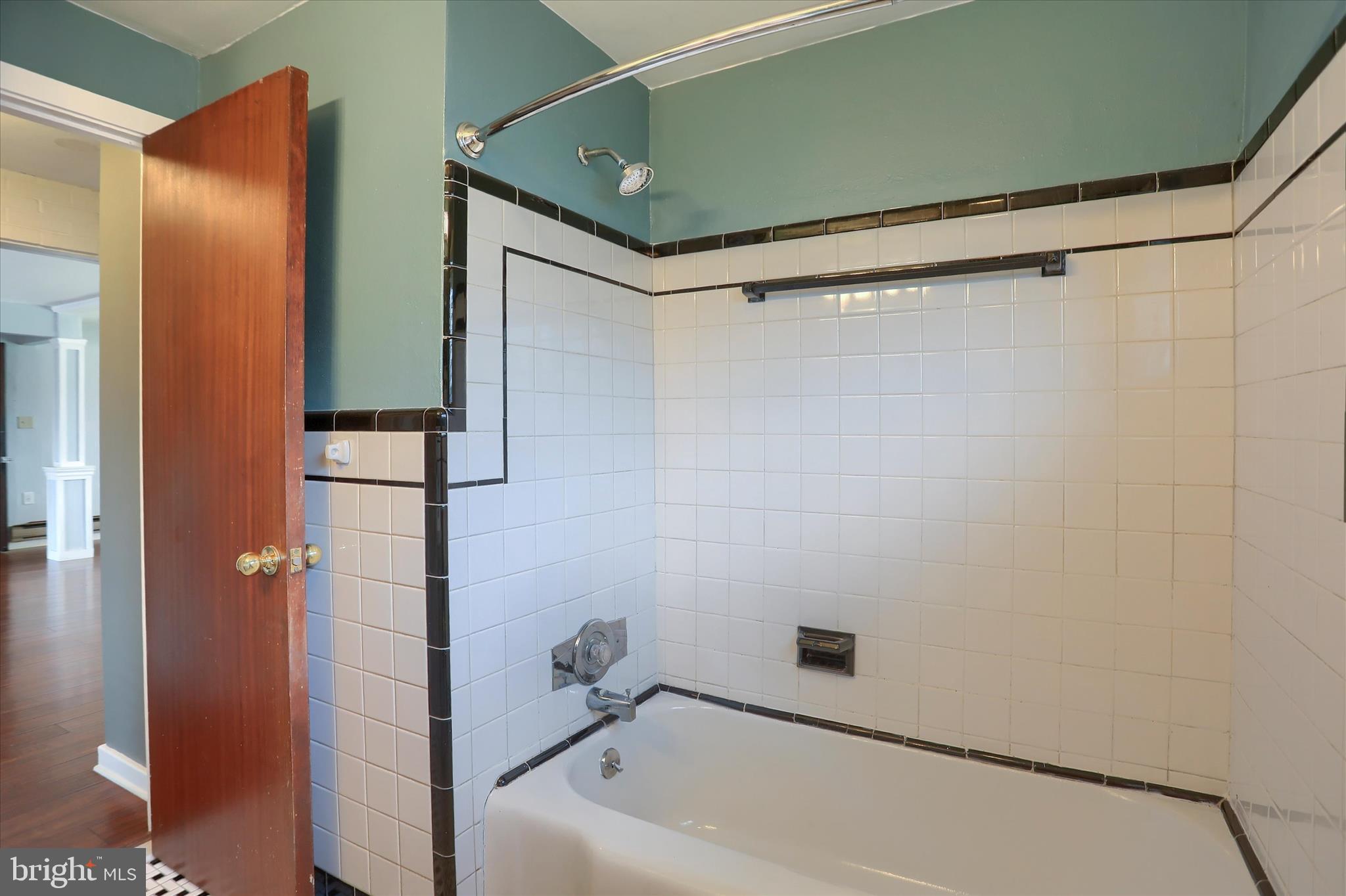 CHATHAM VILLAGE - Residential