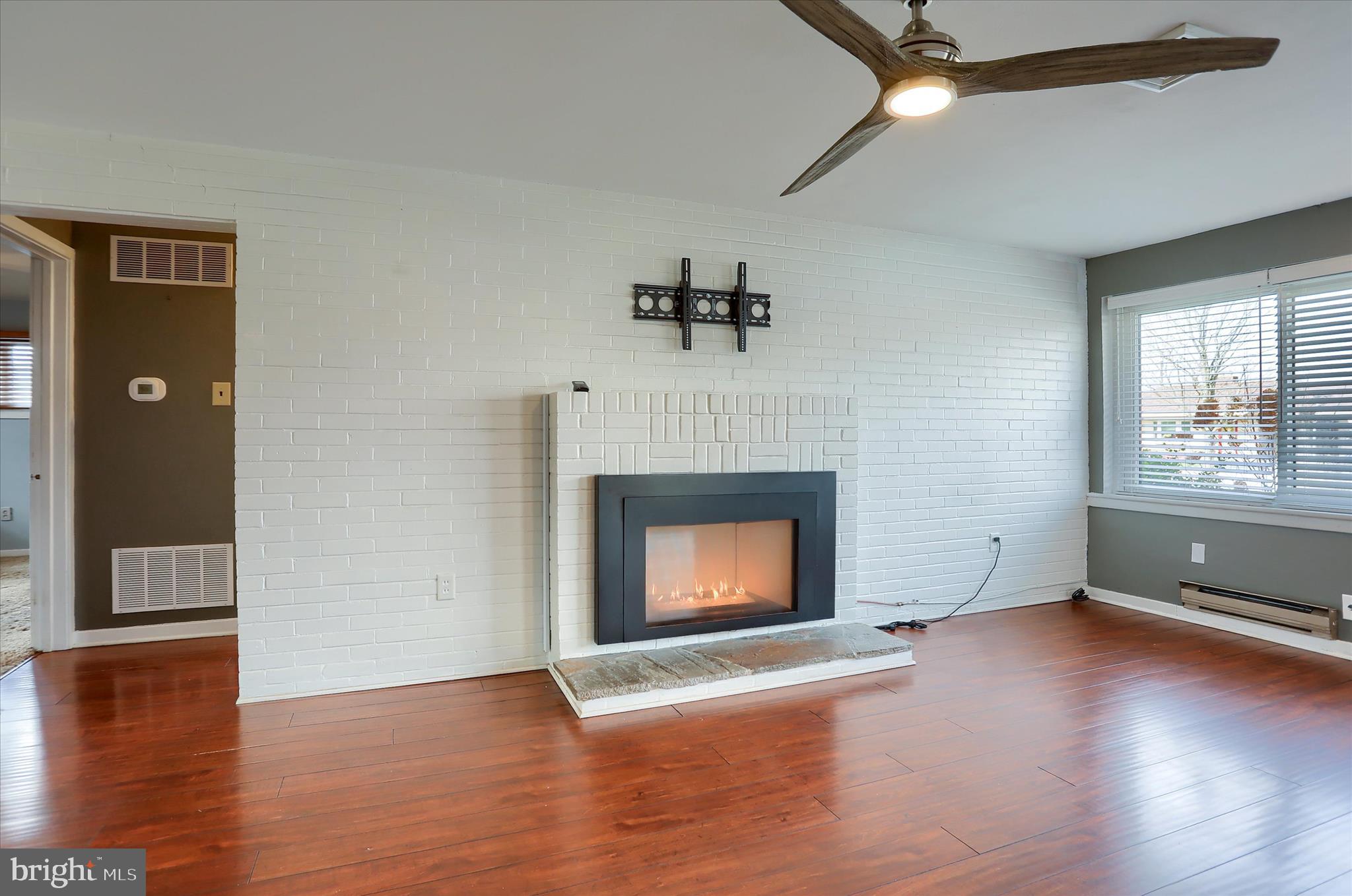 CHATHAM VILLAGE - Residential