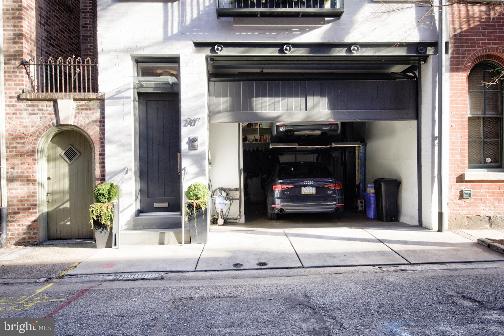RITTENHOUSE SQUARE - Residential