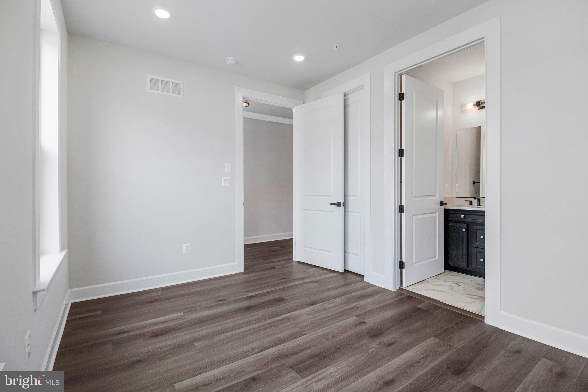 1423 CRANESBILL LANE