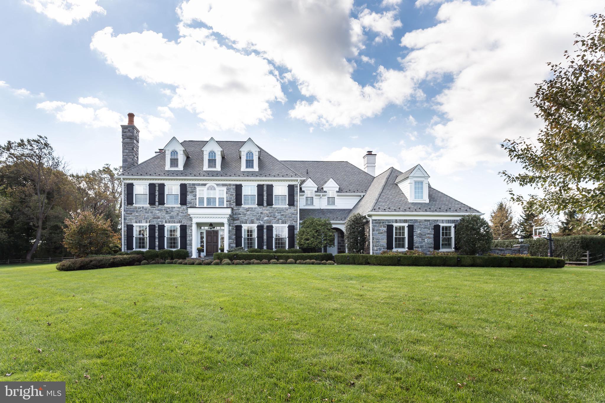 WHITE HORSE - Residential