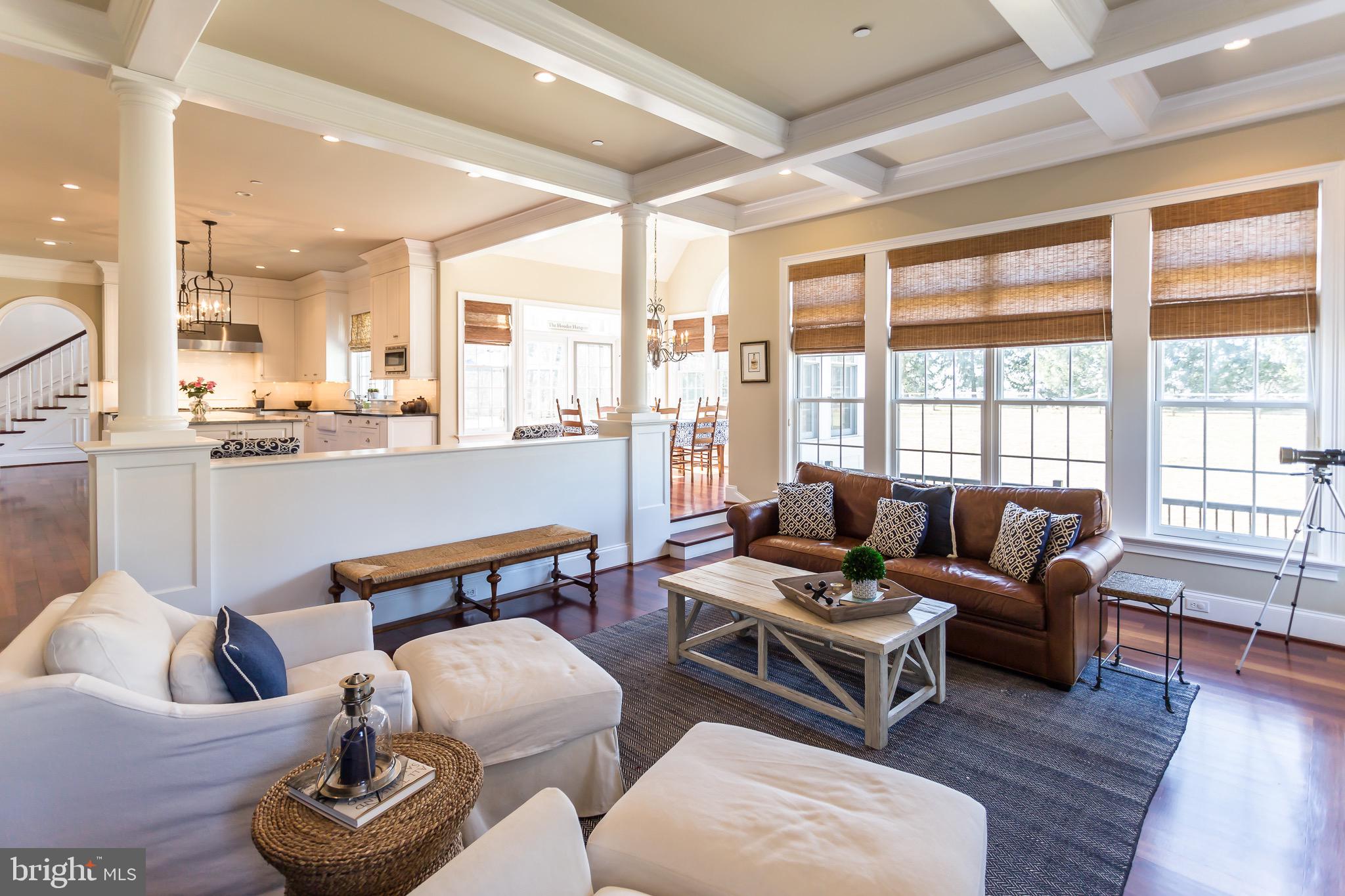 WHITE HORSE - Residential