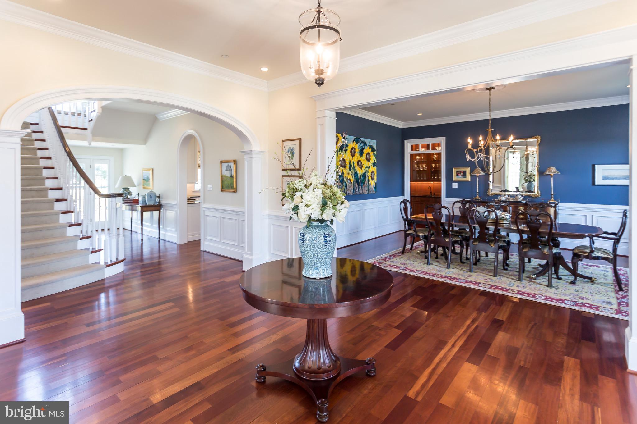 WHITE HORSE - Residential