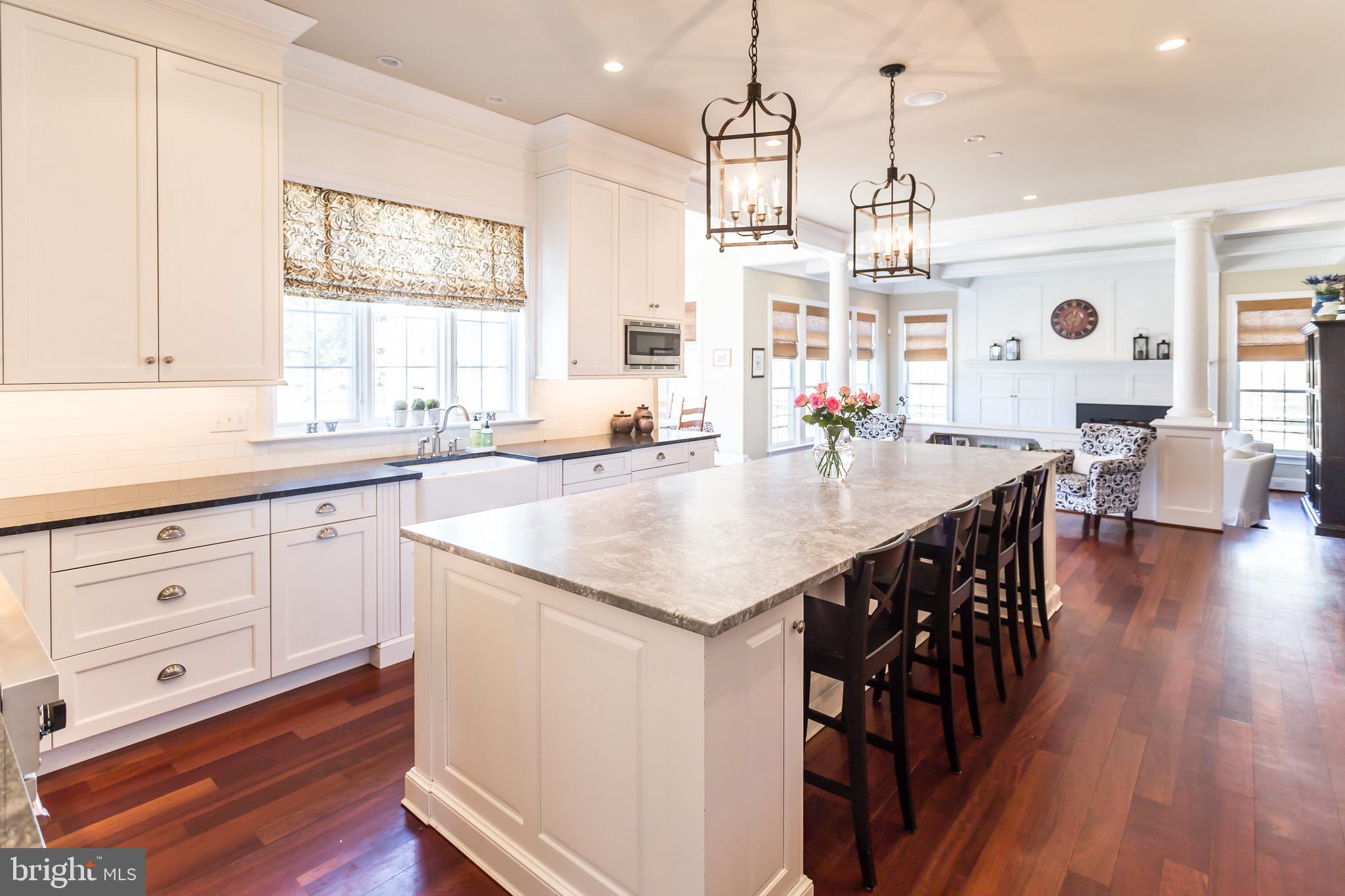 WHITE HORSE - Residential