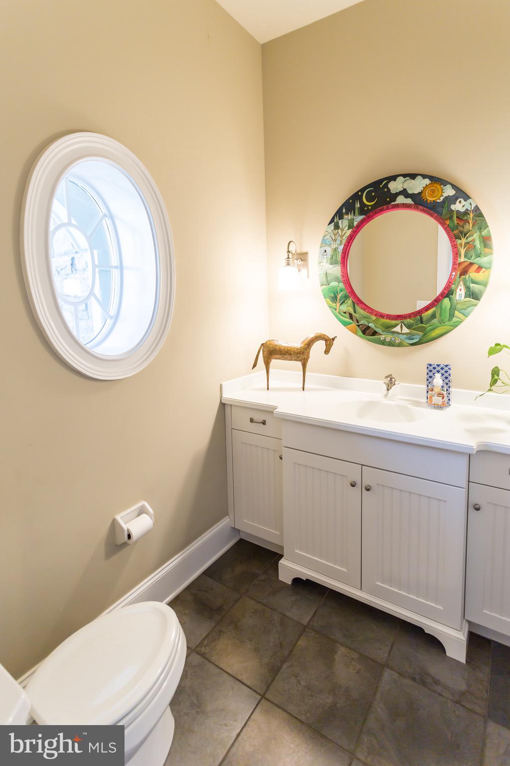 WHITE HORSE - Residential