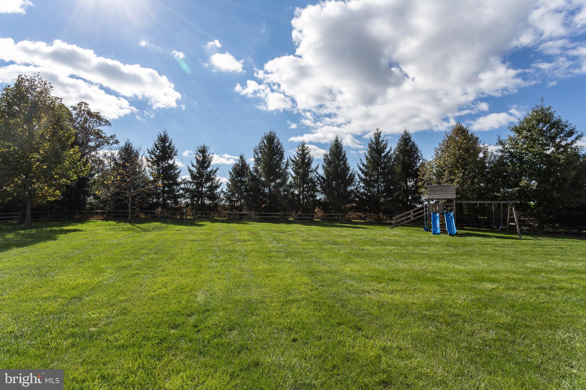 WHITE HORSE - Residential
