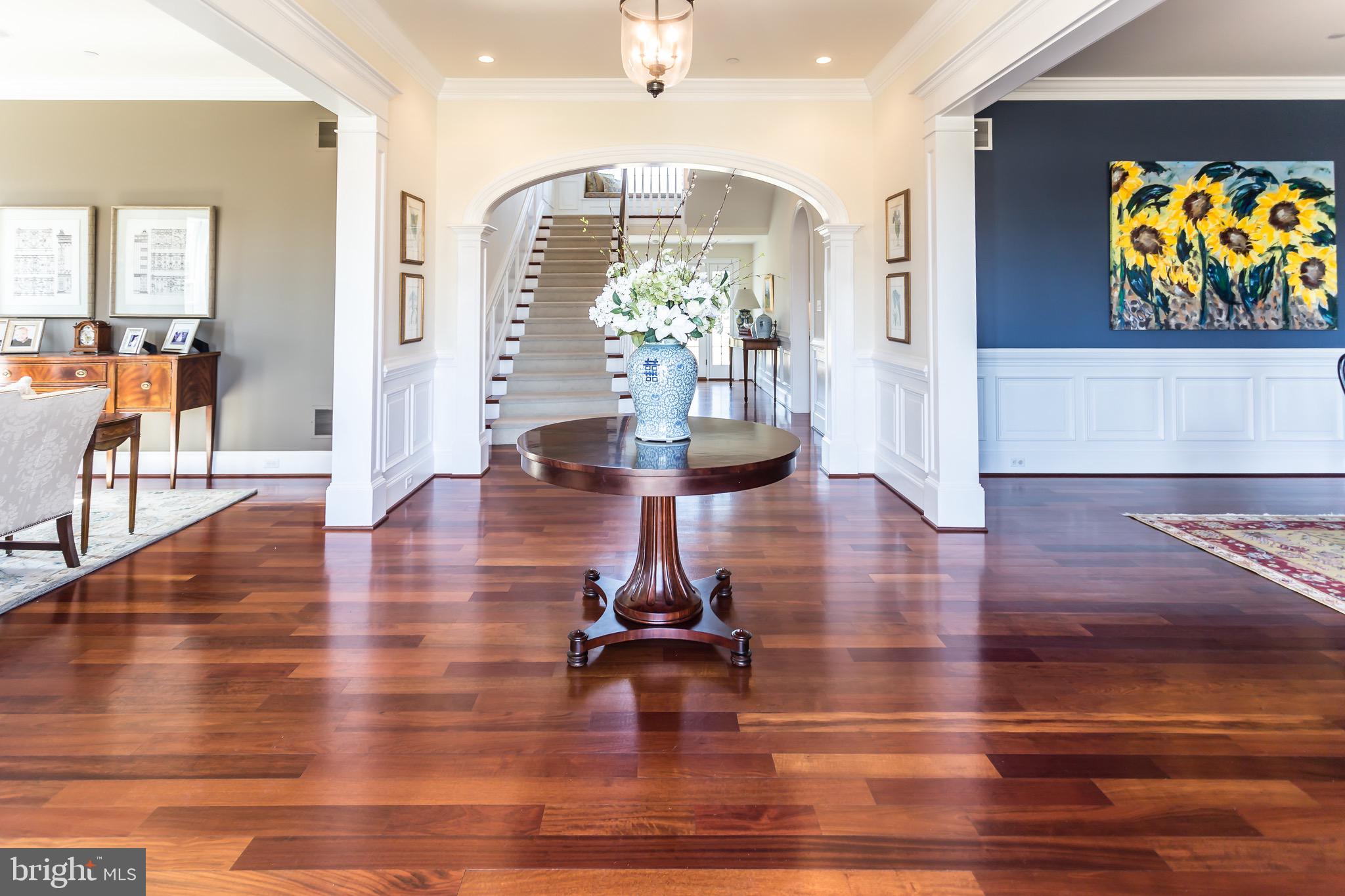 WHITE HORSE - Residential