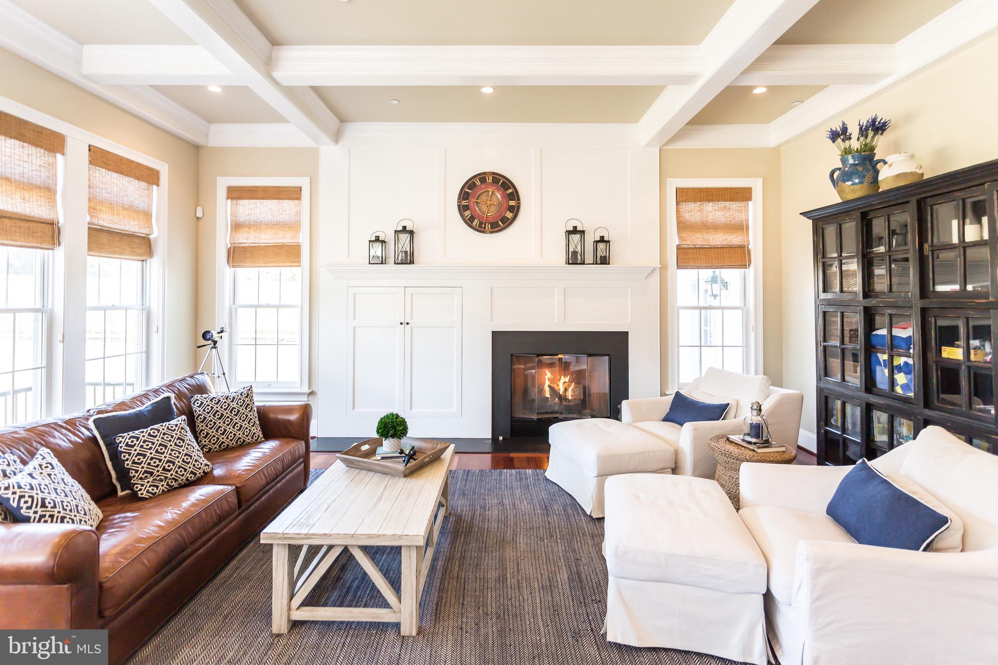 WHITE HORSE - Residential