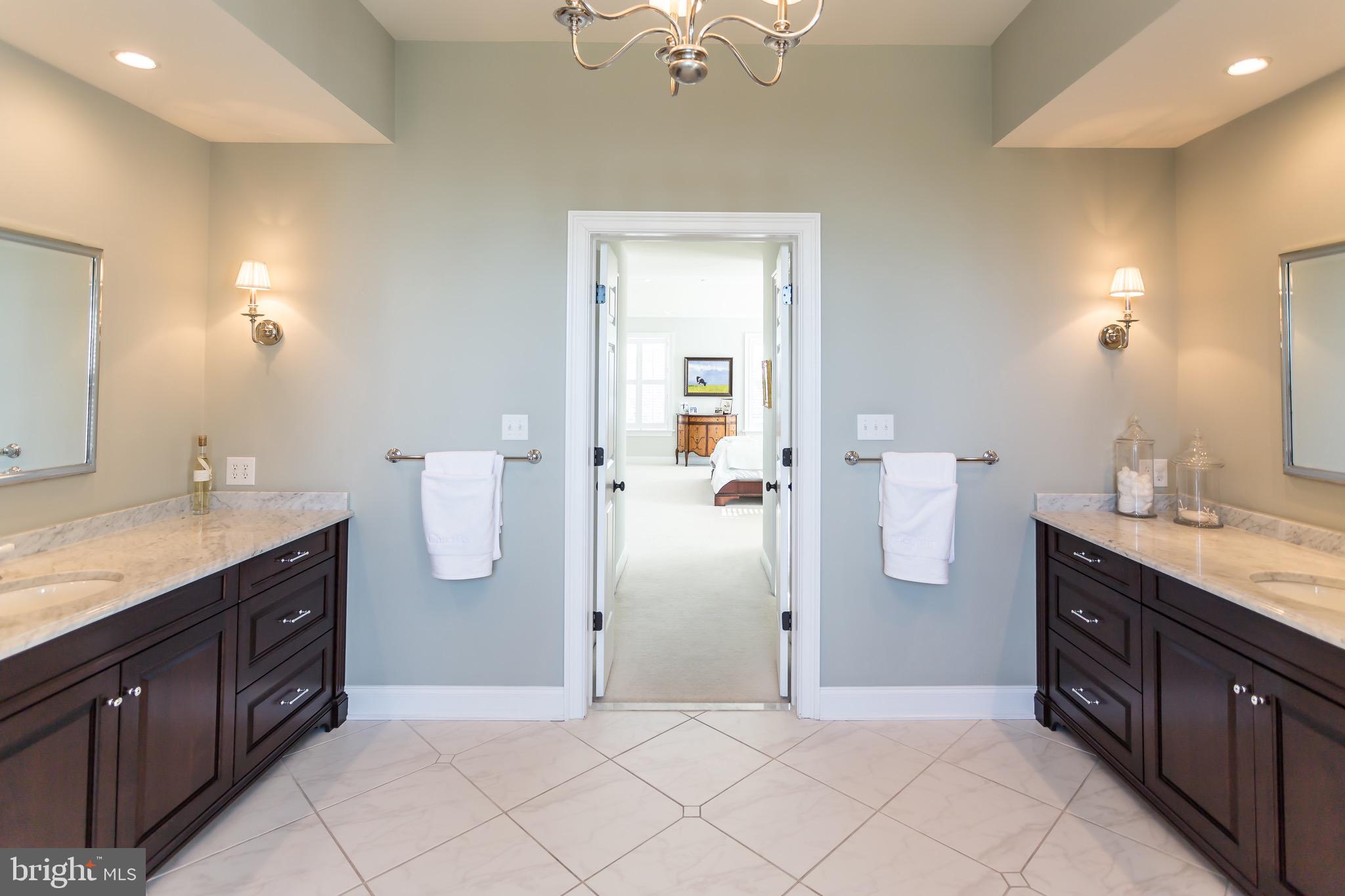 WHITE HORSE - Residential