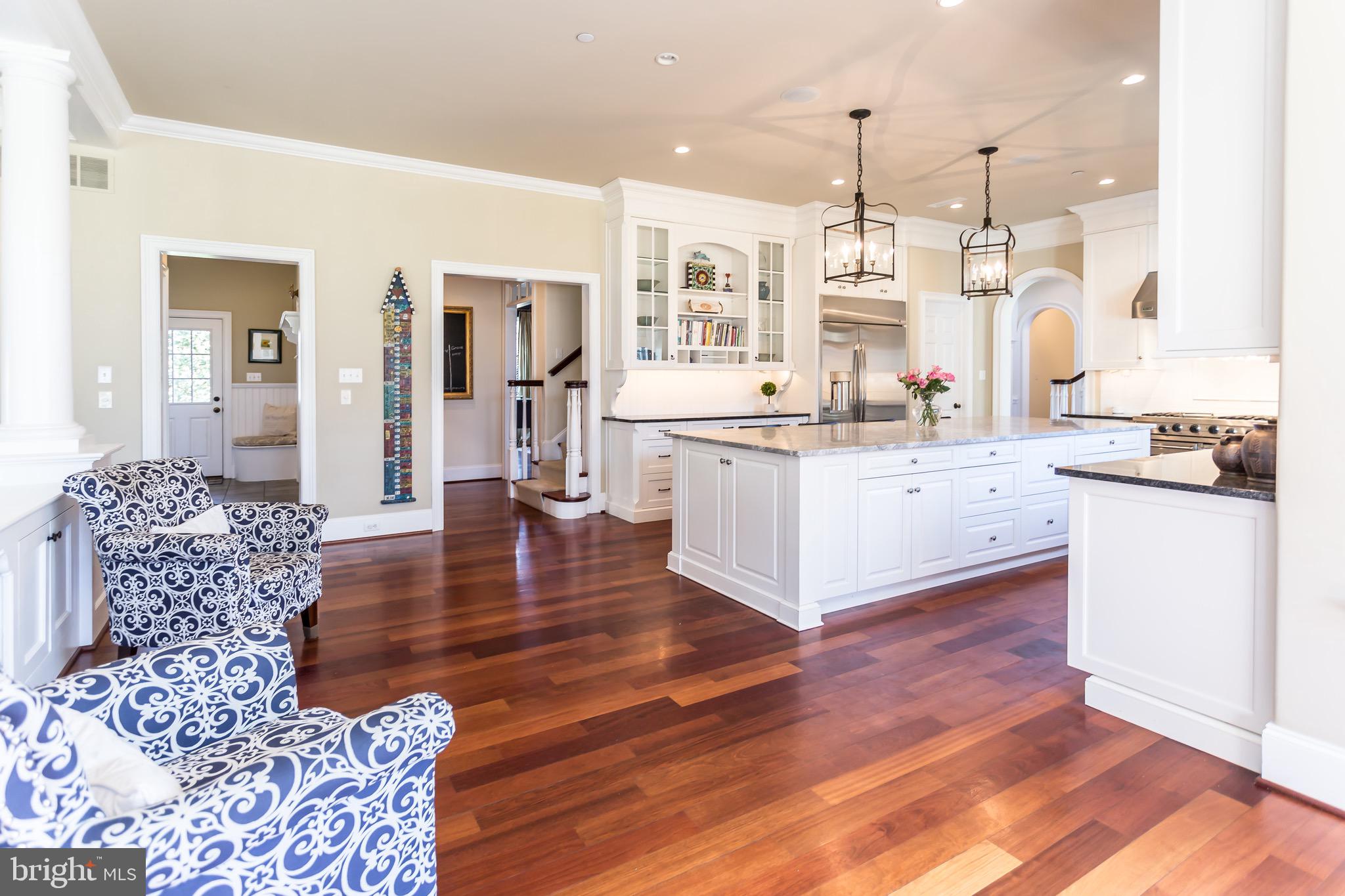 WHITE HORSE - Residential