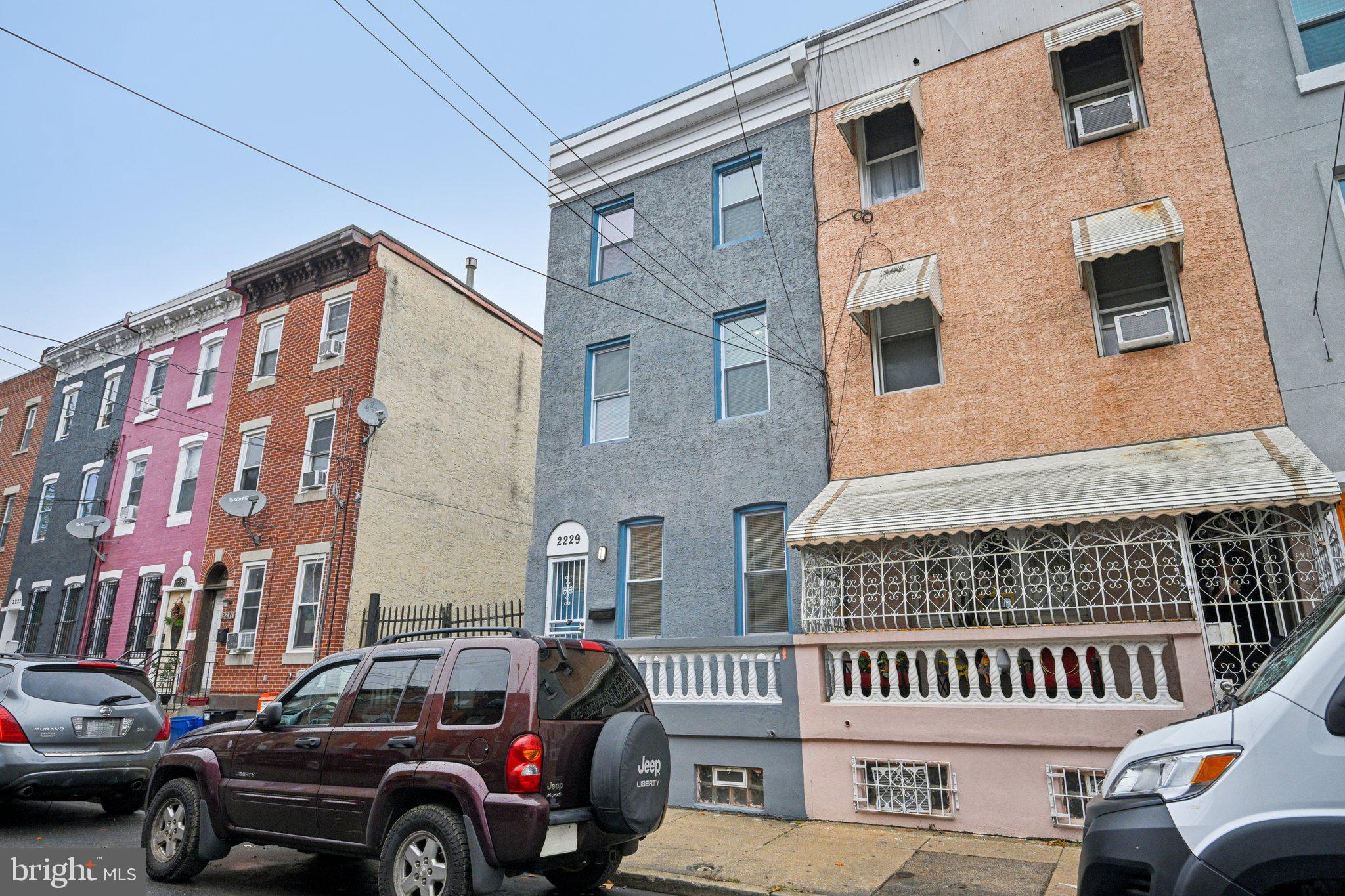 NORRIS SQUARE - Residential