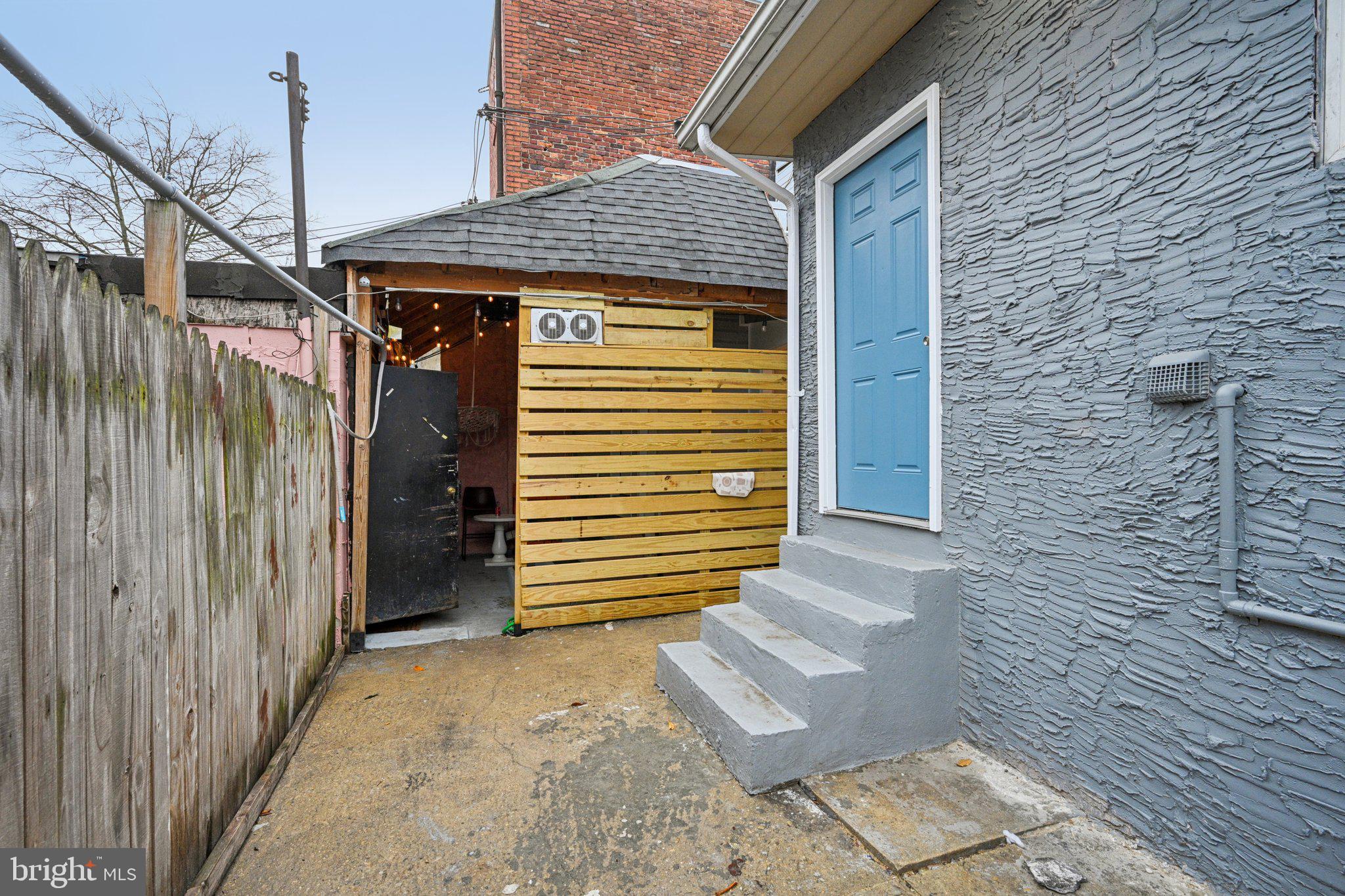 NORRIS SQUARE - Residential