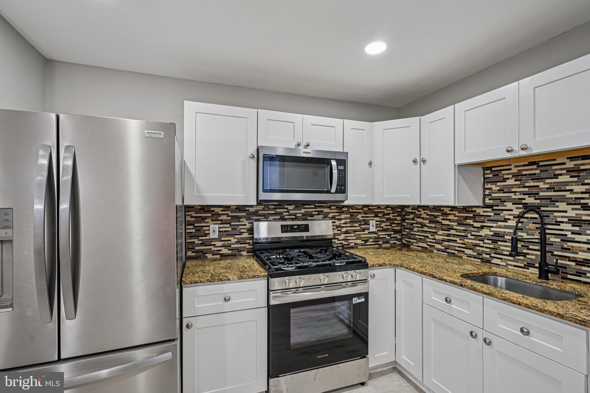 NORRIS SQUARE - Residential