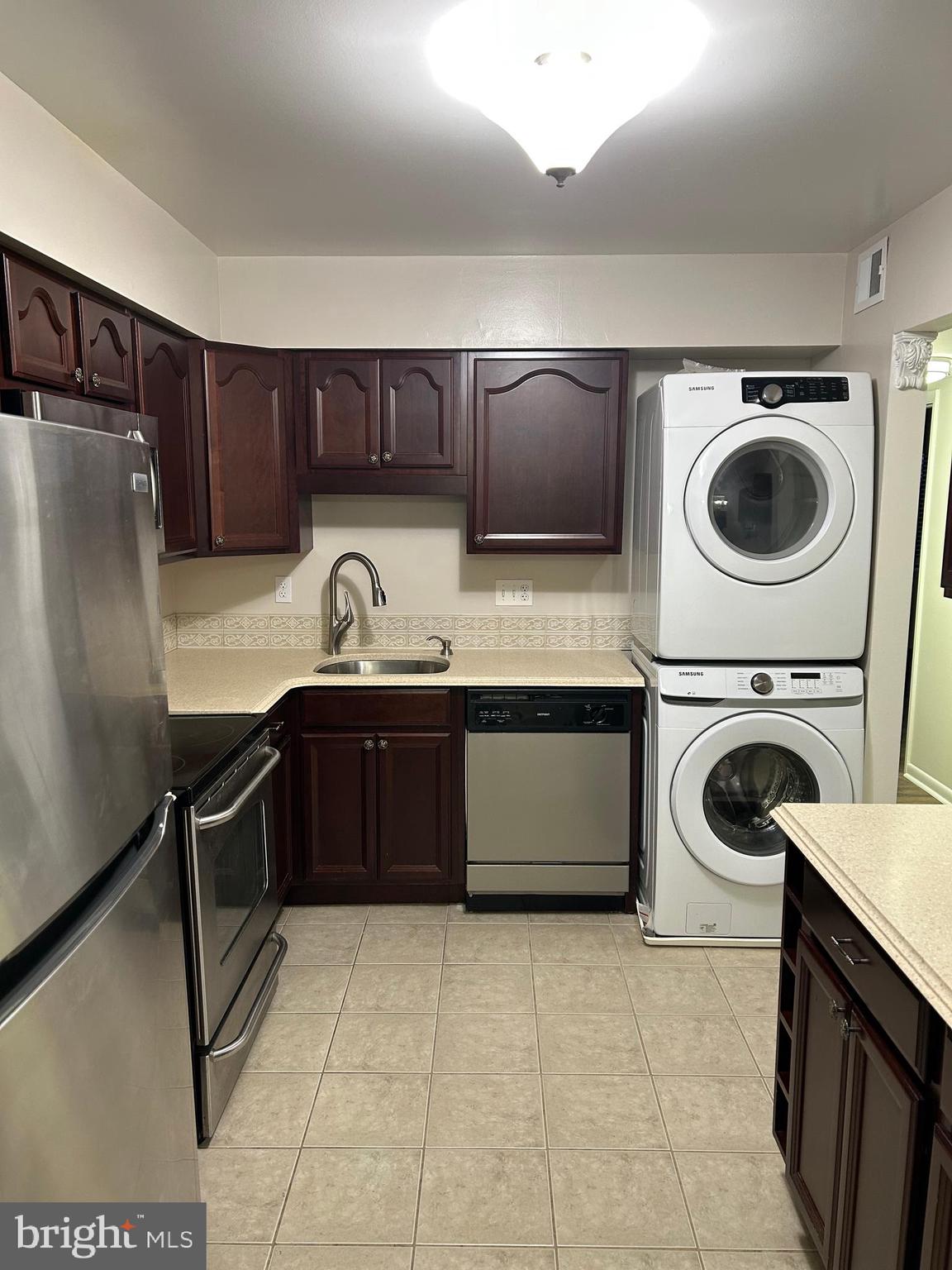 GARDENS OF CRESTWOOD VILLAGE - Residential Lease