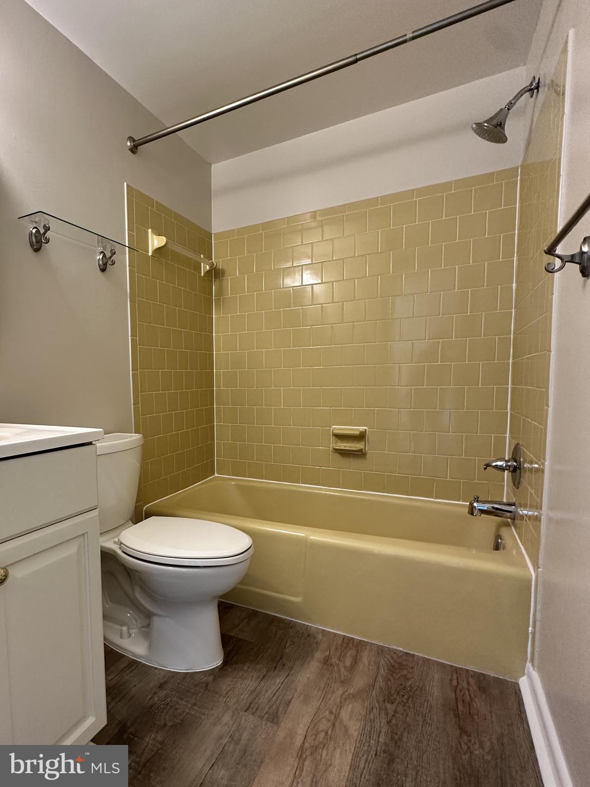 GARDENS OF CRESTWOOD VILLAGE - Residential Lease