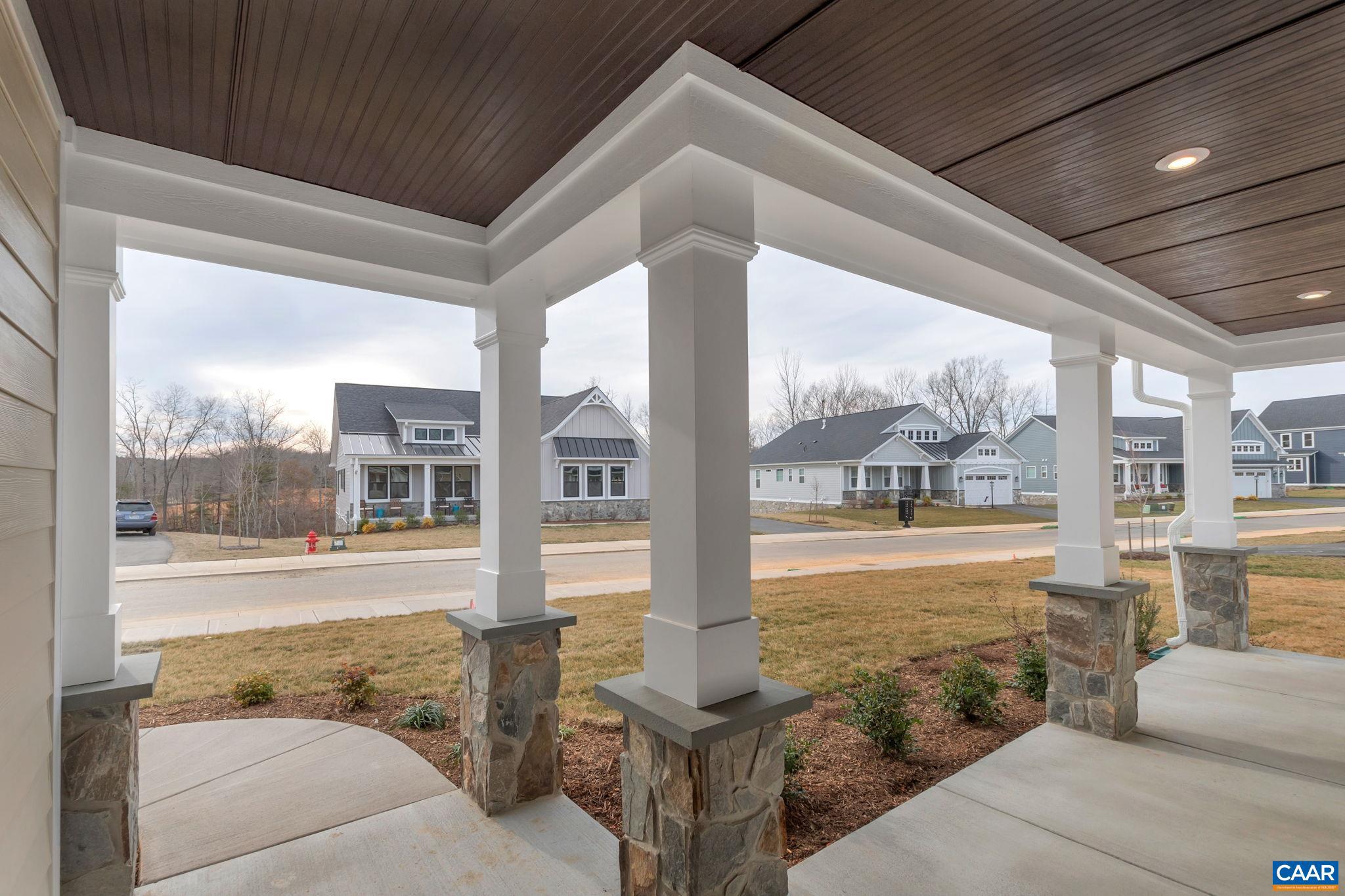 SPRING CREEK - Residential