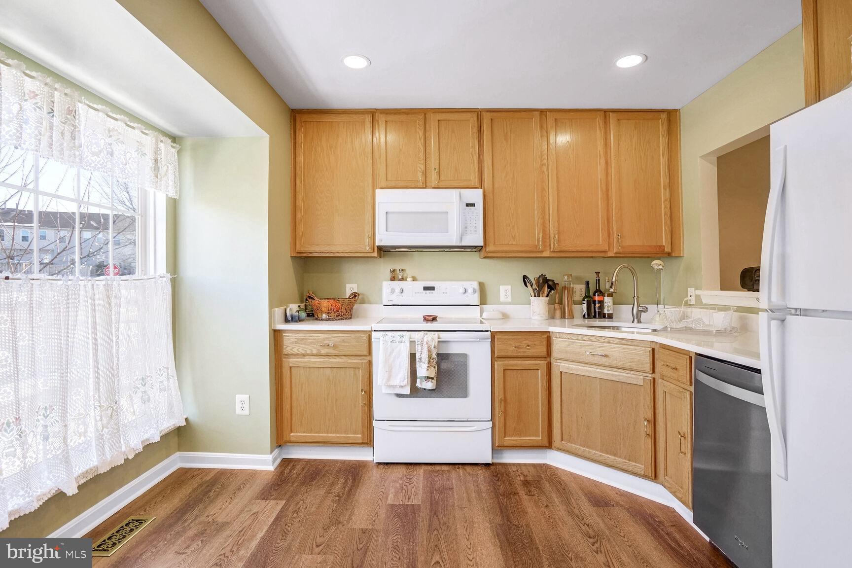 SAYBROOKE - Residential