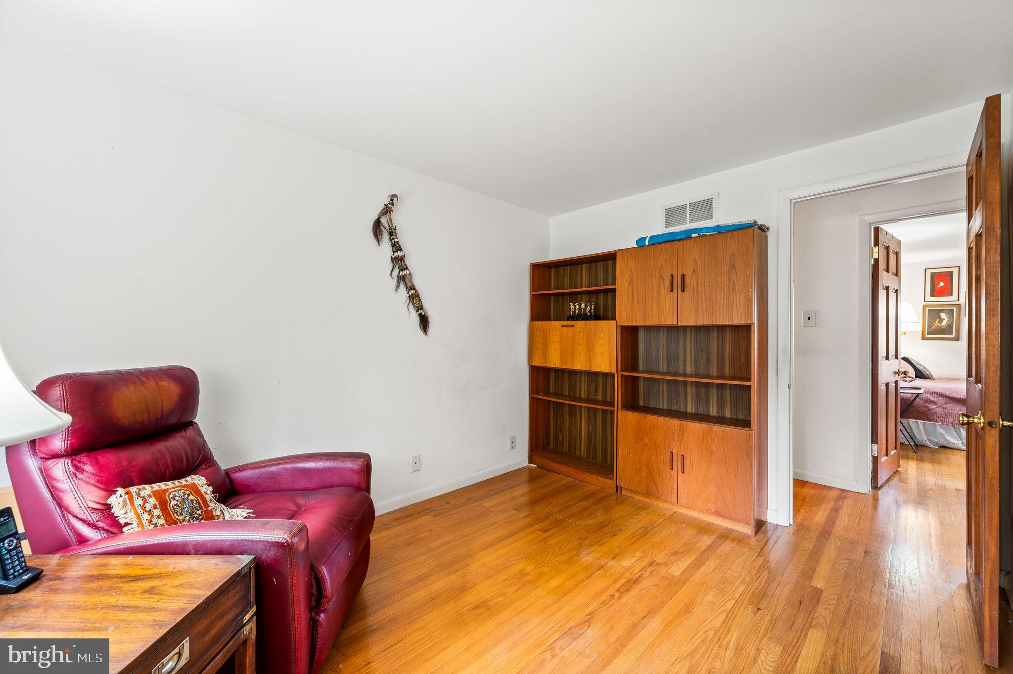 FOX VALLEY - Residential