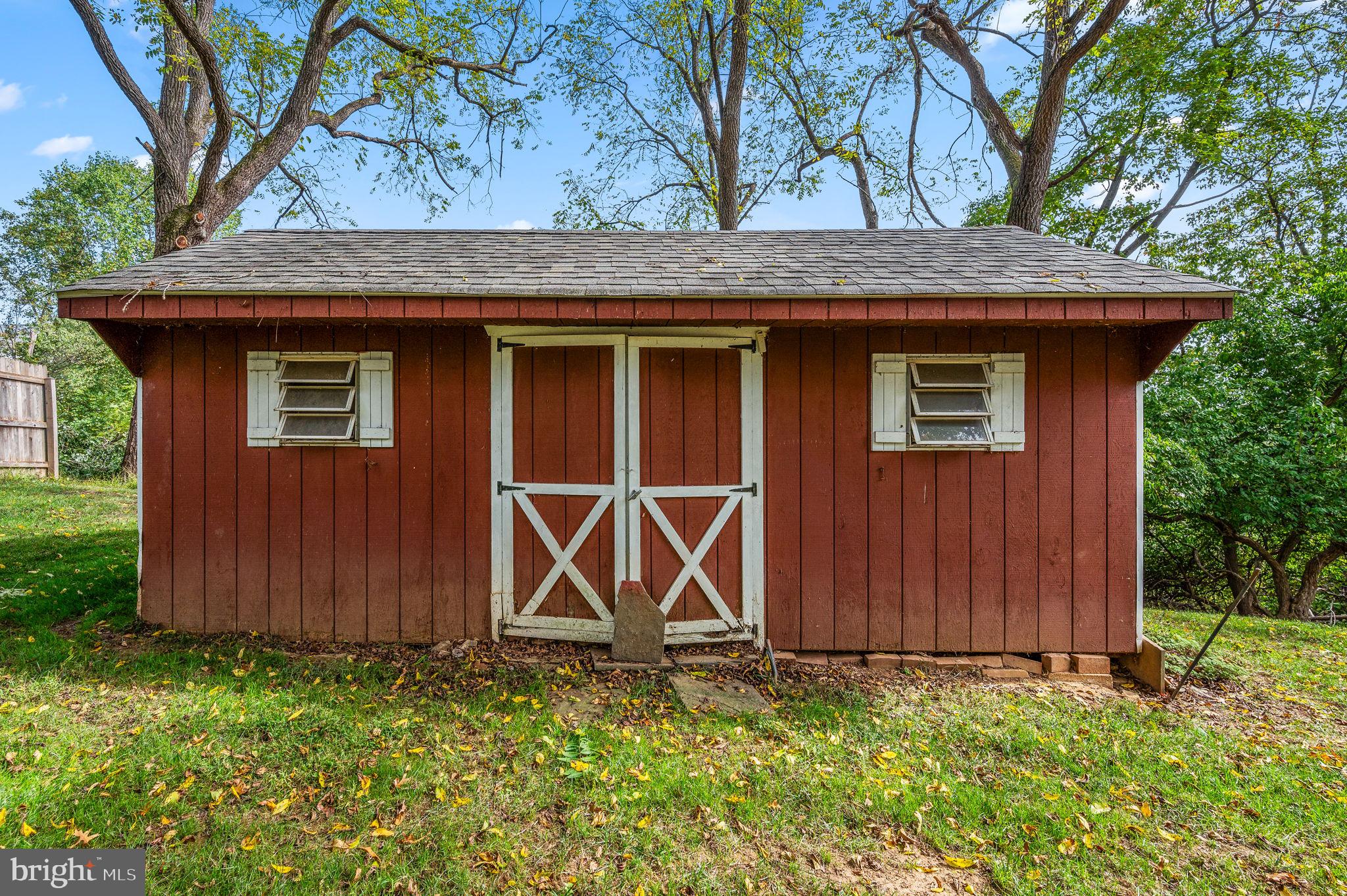 FOX VALLEY - Residential