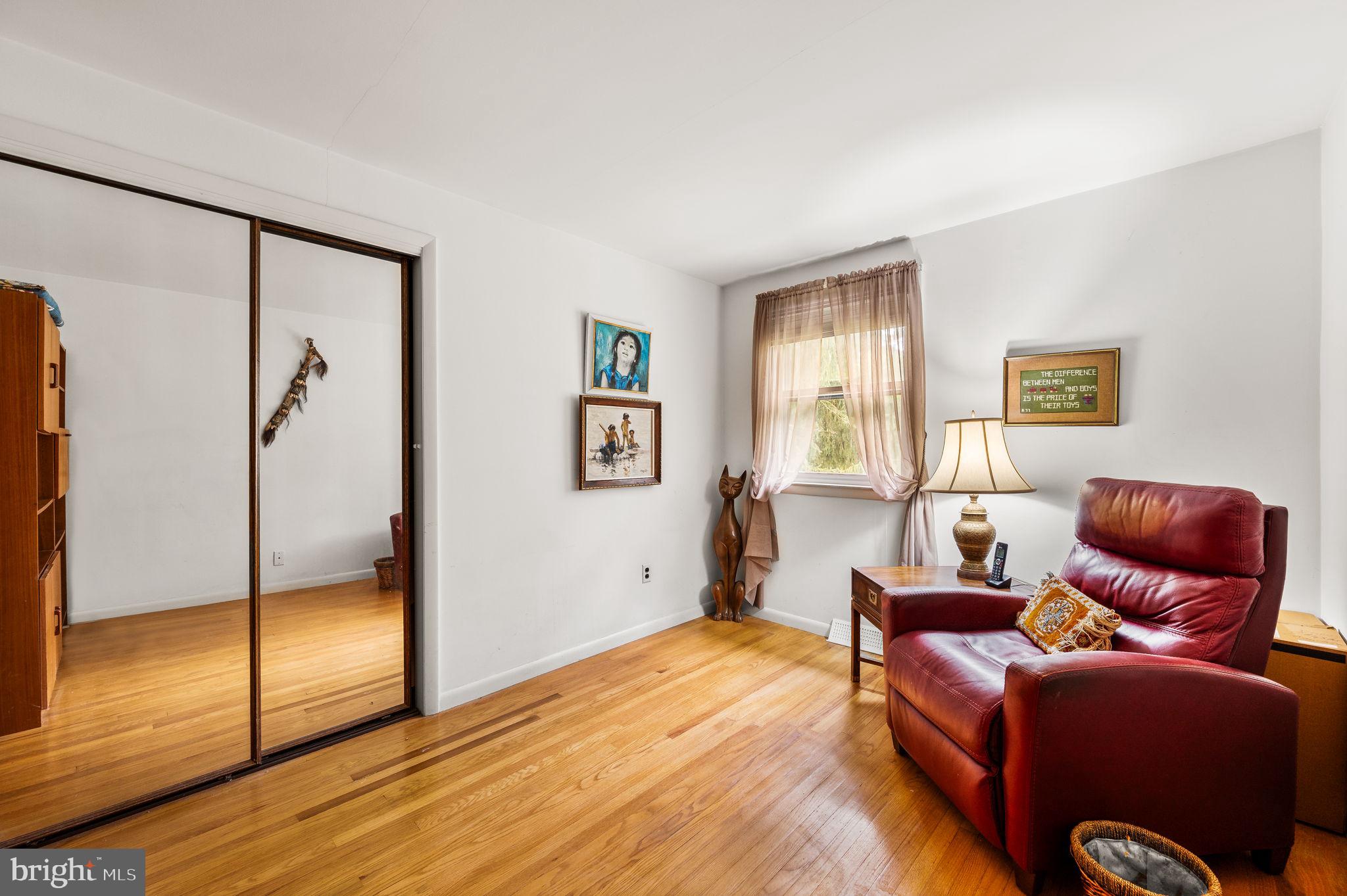 FOX VALLEY - Residential