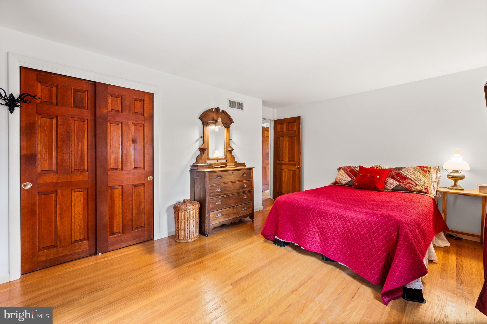 FOX VALLEY - Residential