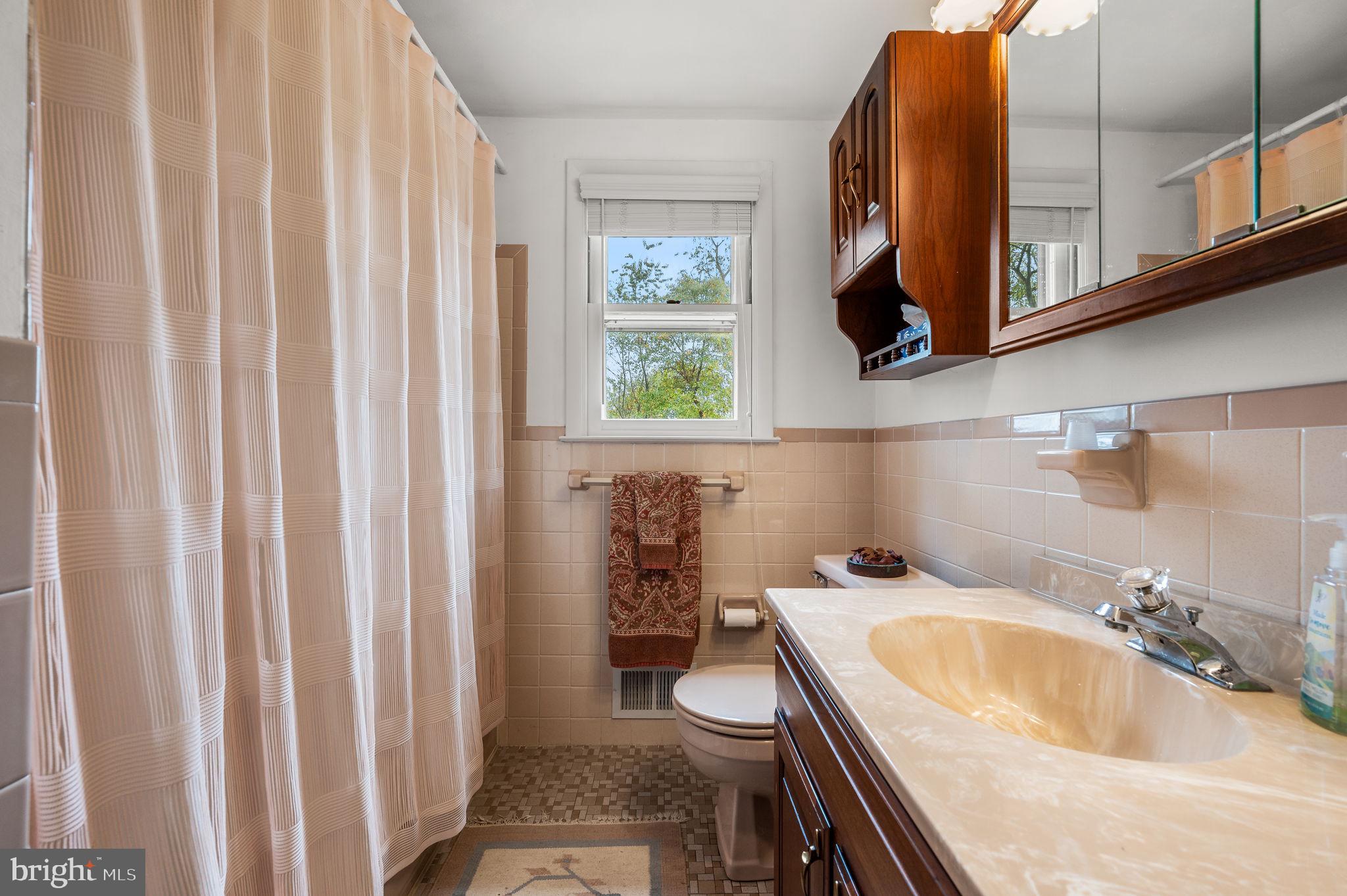 FOX VALLEY - Residential