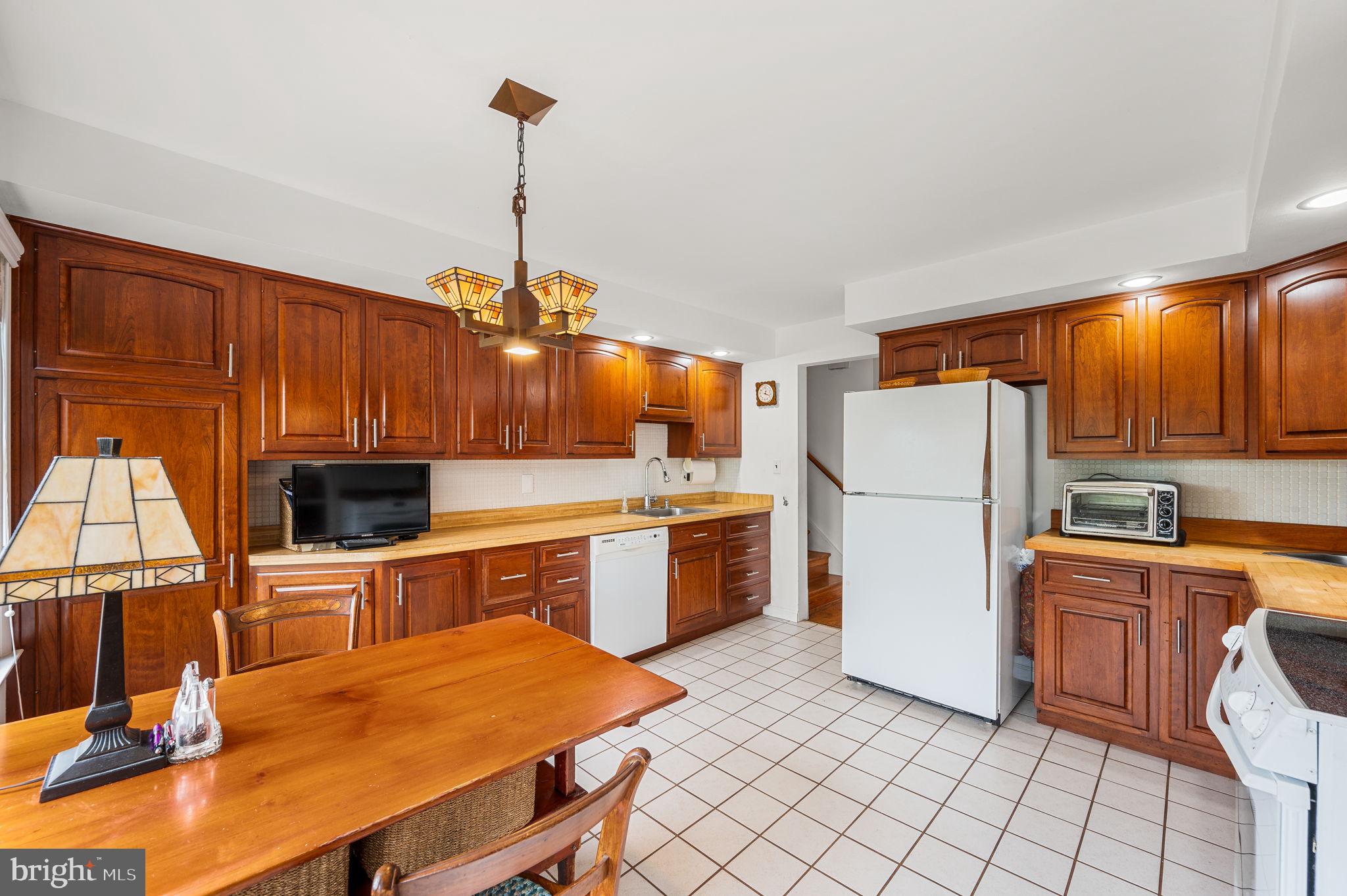 FOX VALLEY - Residential