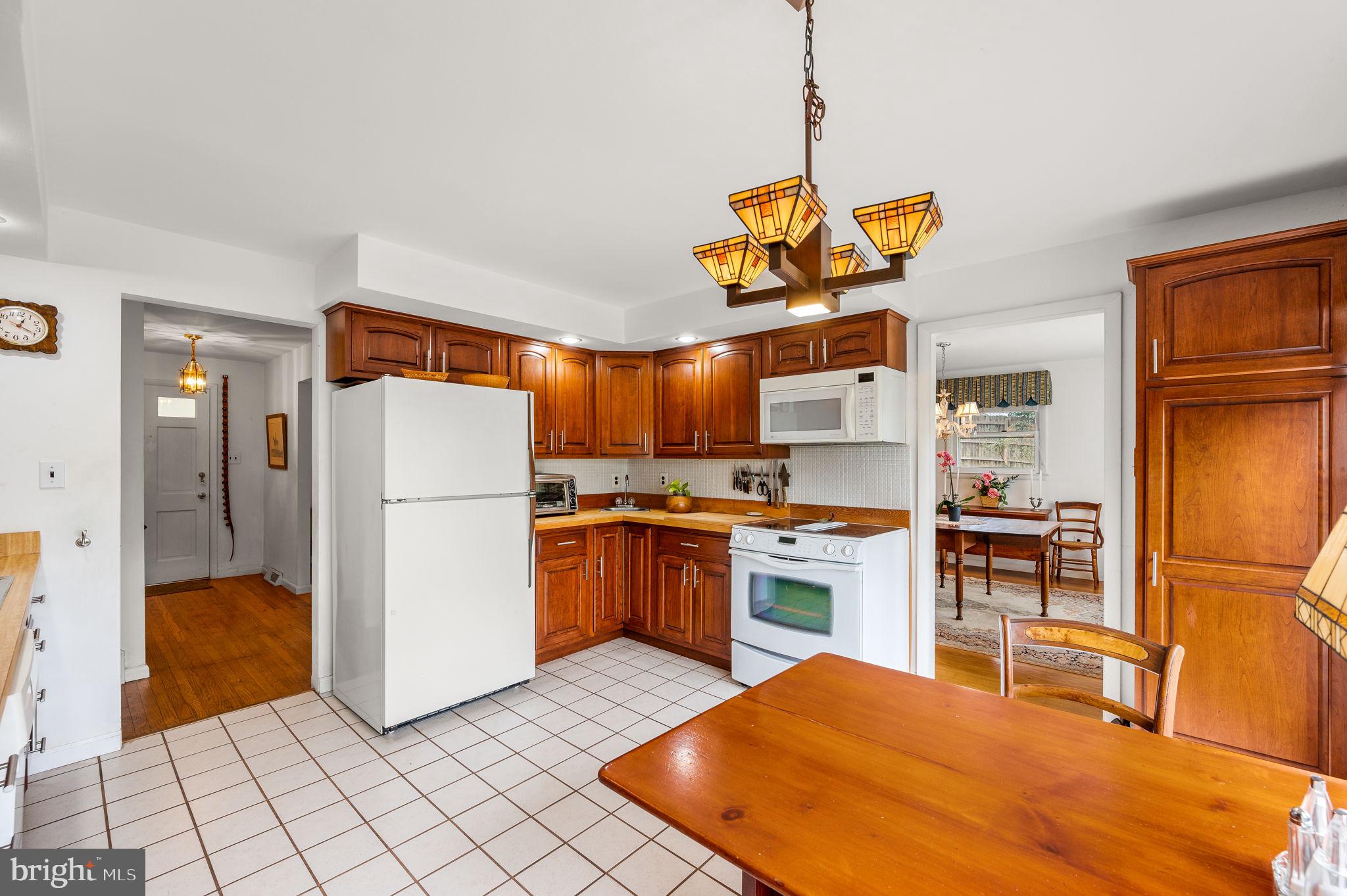 FOX VALLEY - Residential