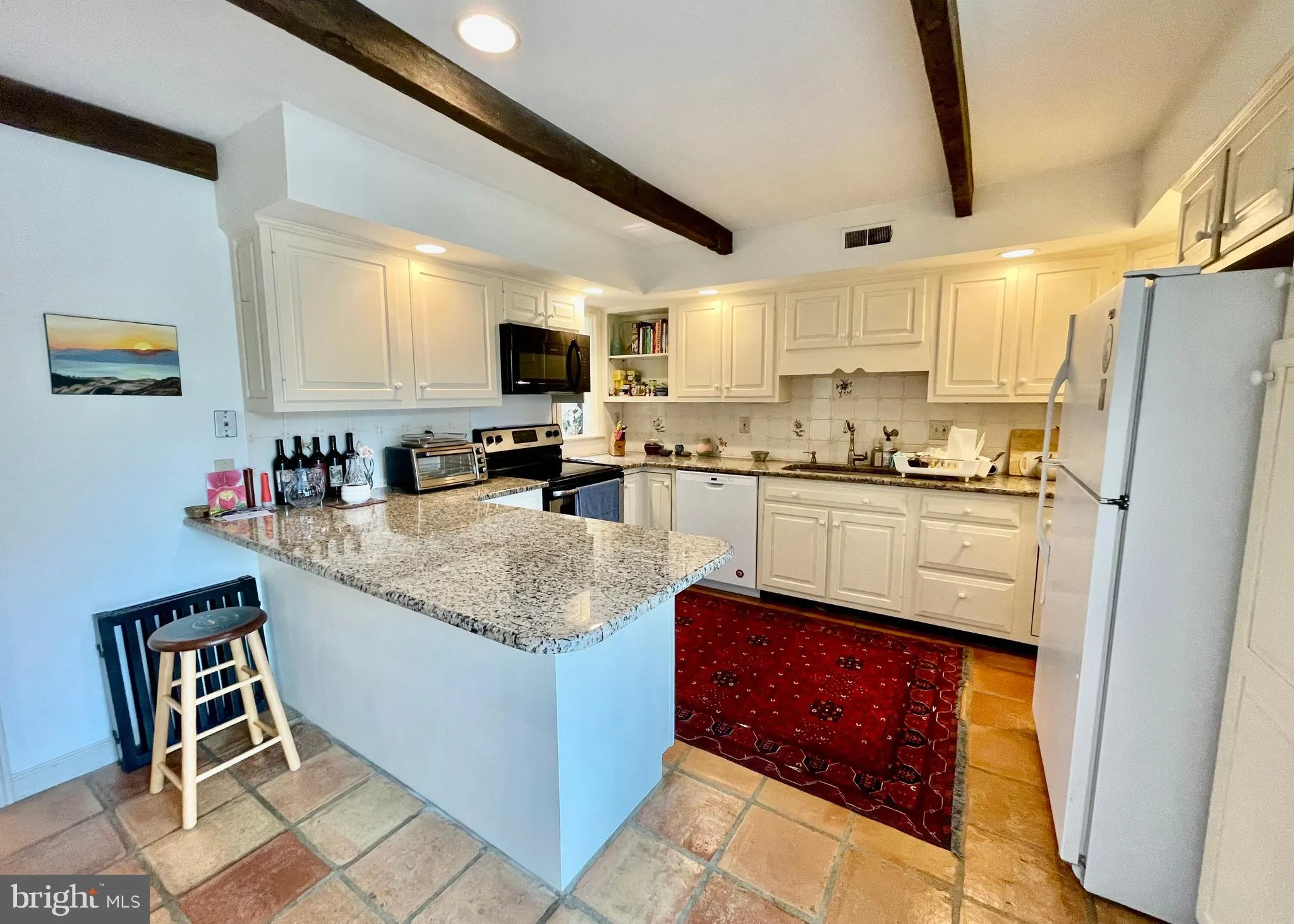 Devon, Pennsylvania 19333, United States, 3 Bedrooms Bedrooms, ,4 BathroomsBathrooms,Residential,Pending,187426