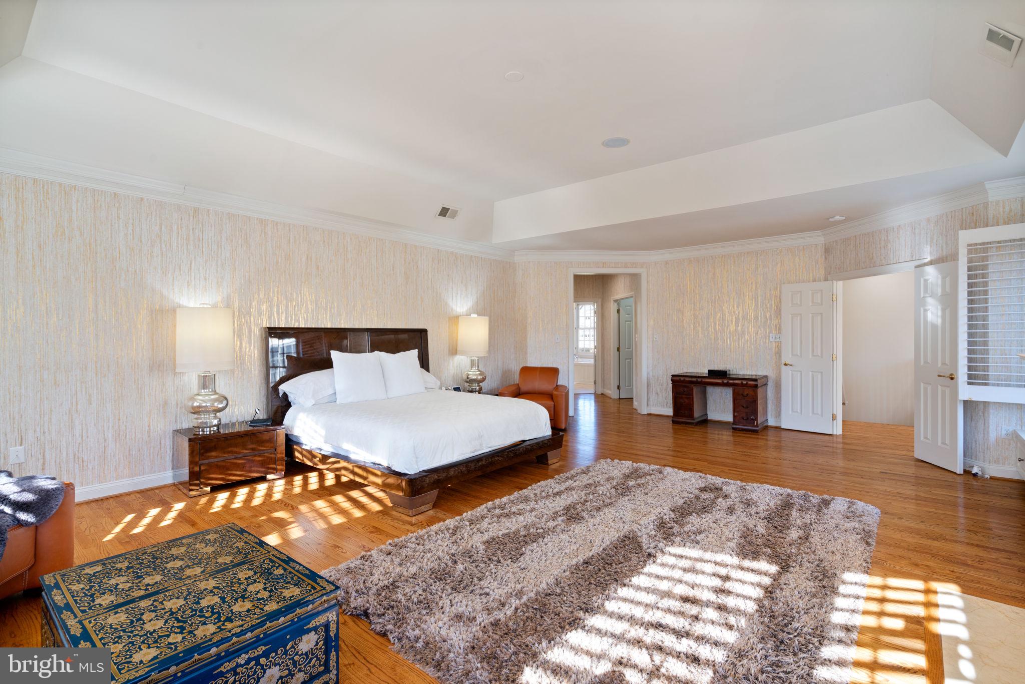 BRYAN POND - Residential