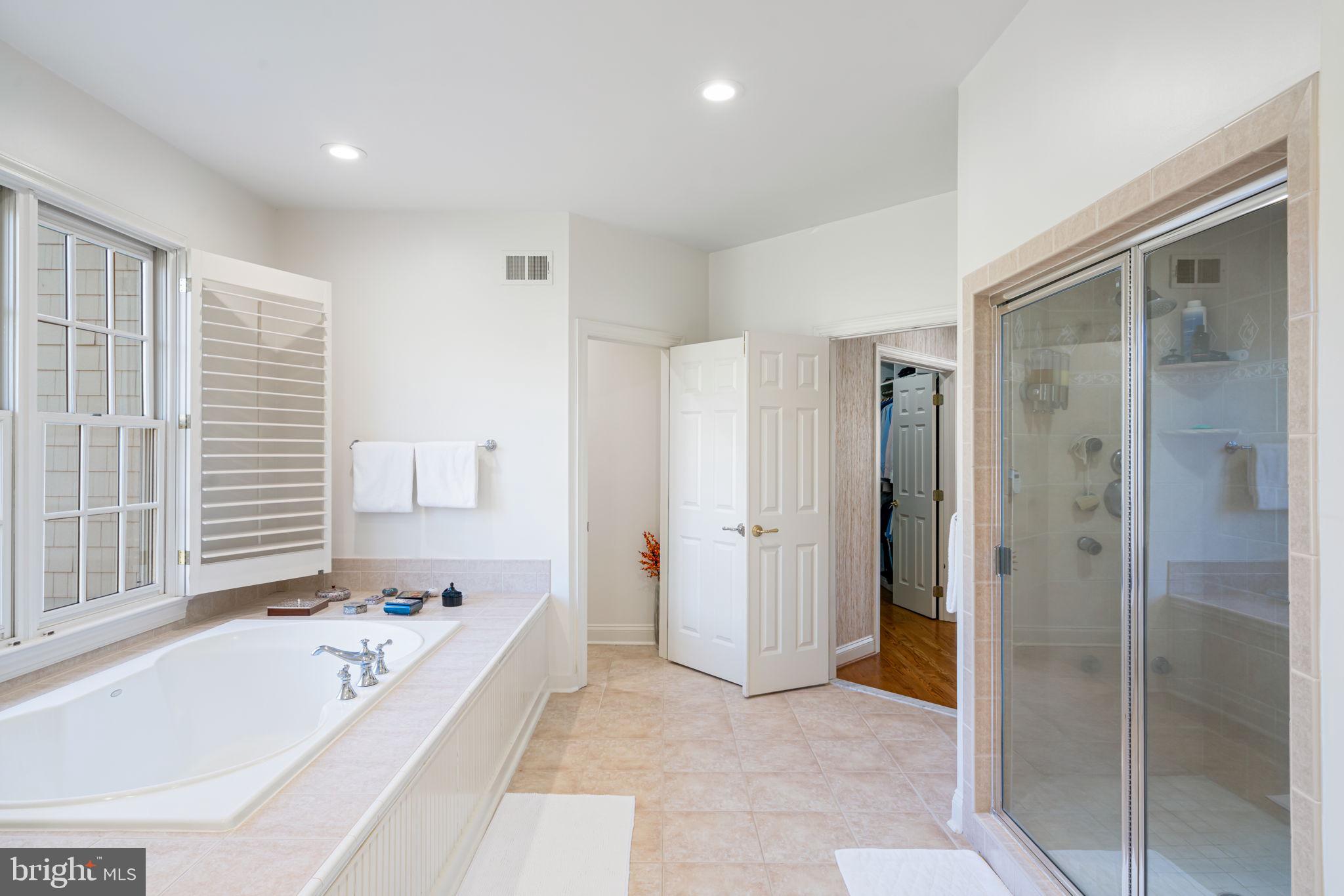 BRYAN POND - Residential