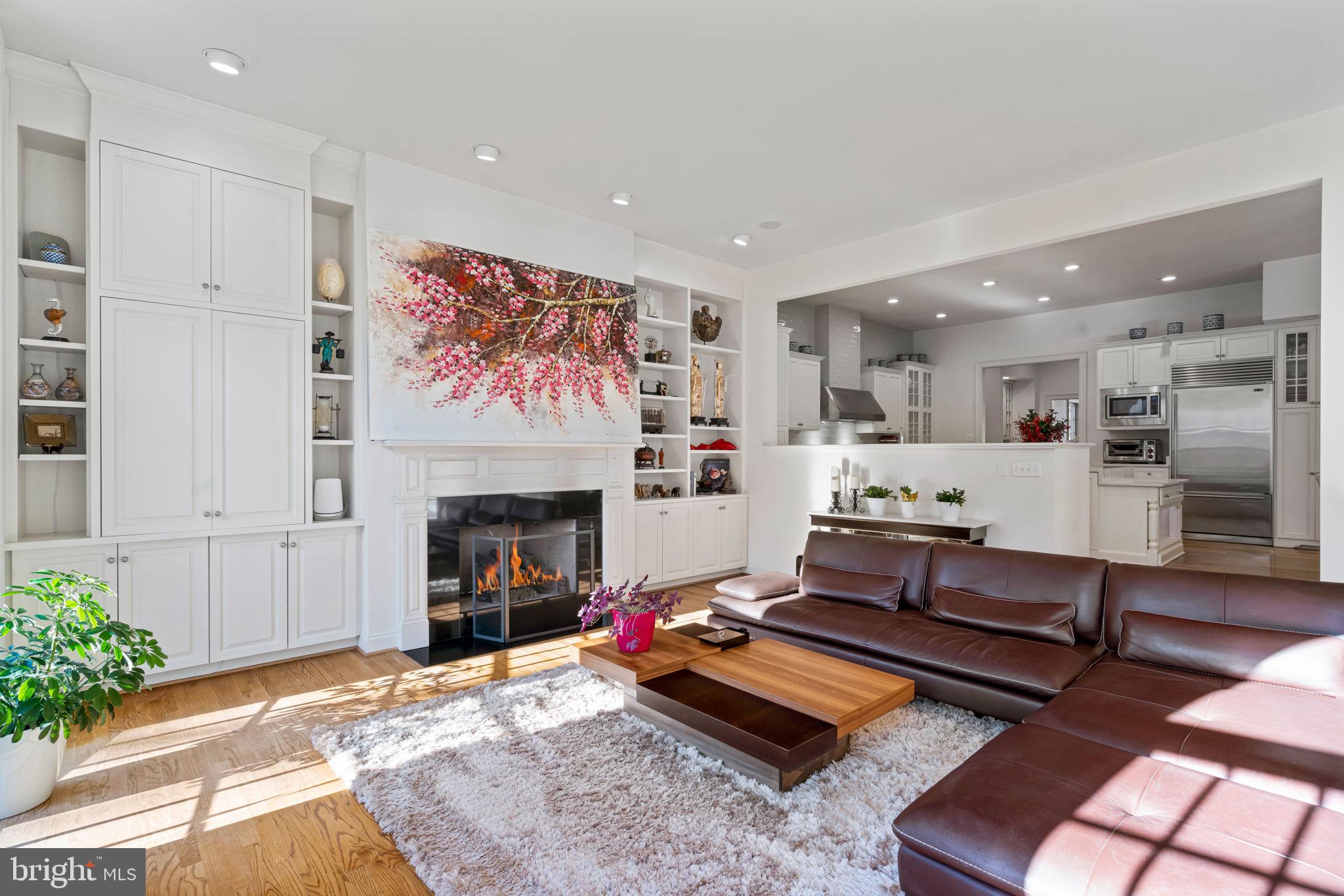 BRYAN POND - Residential