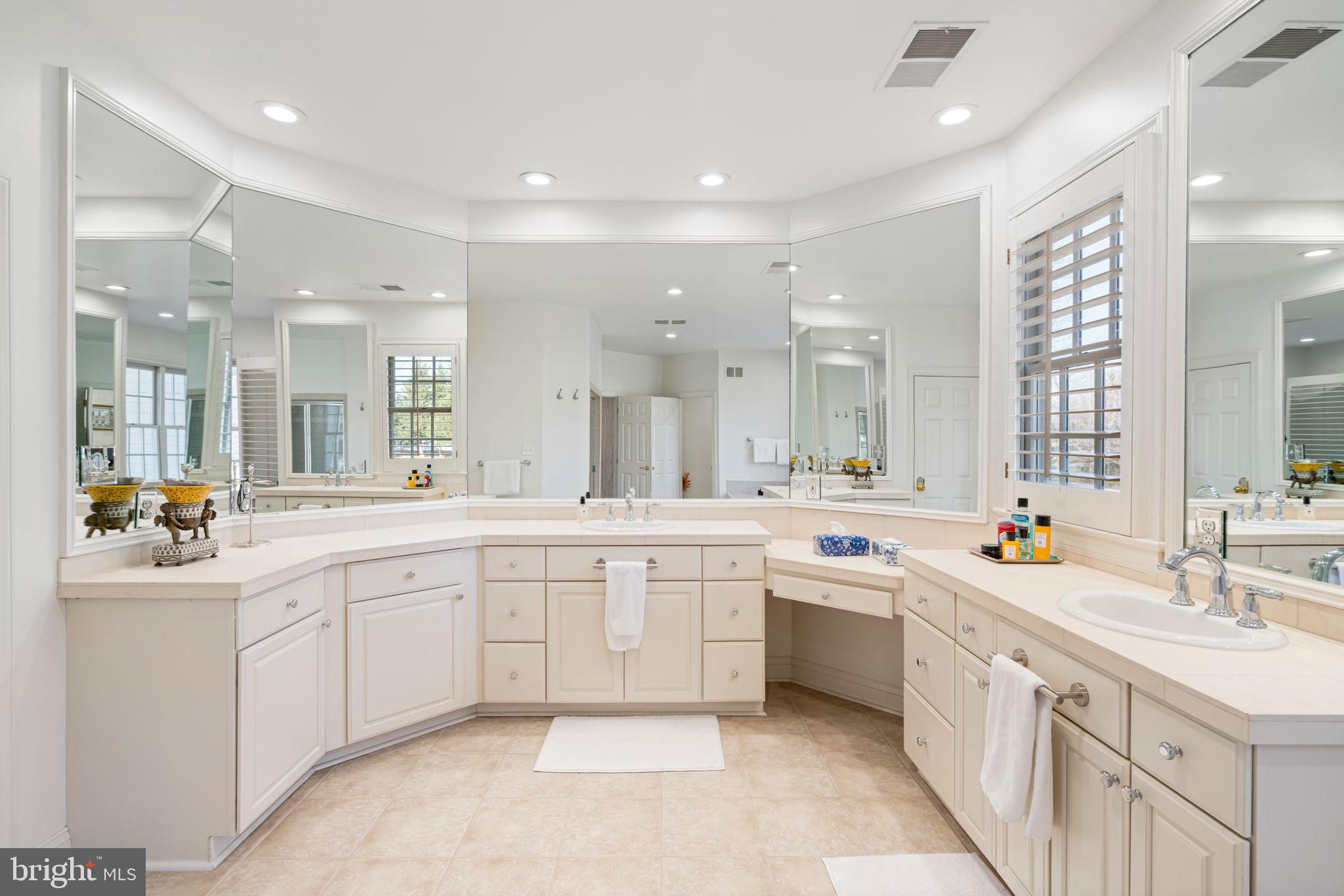 BRYAN POND - Residential