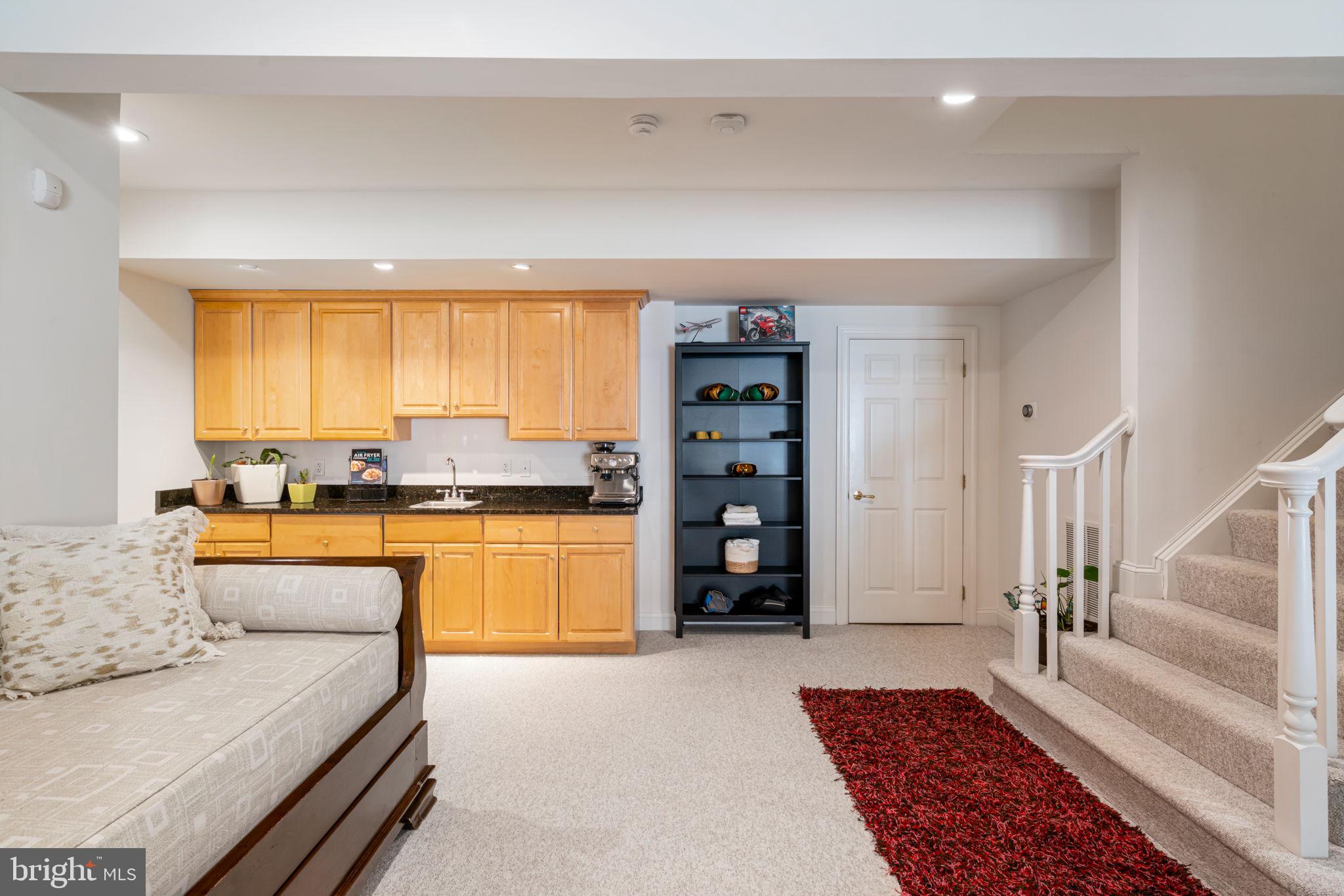 BRYAN POND - Residential