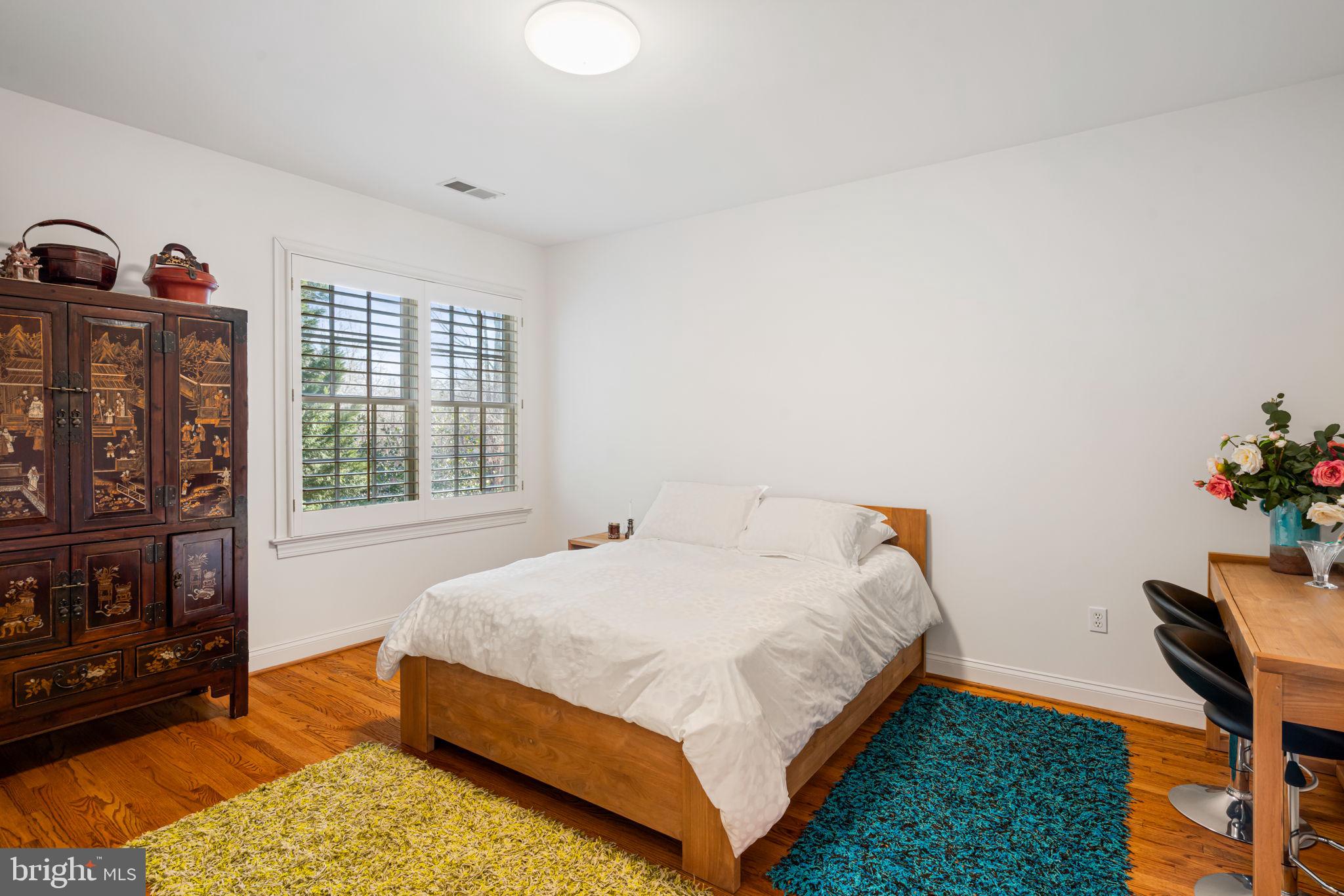 BRYAN POND - Residential