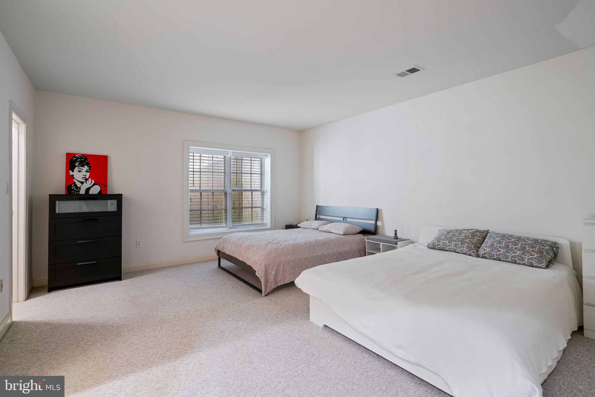 BRYAN POND - Residential