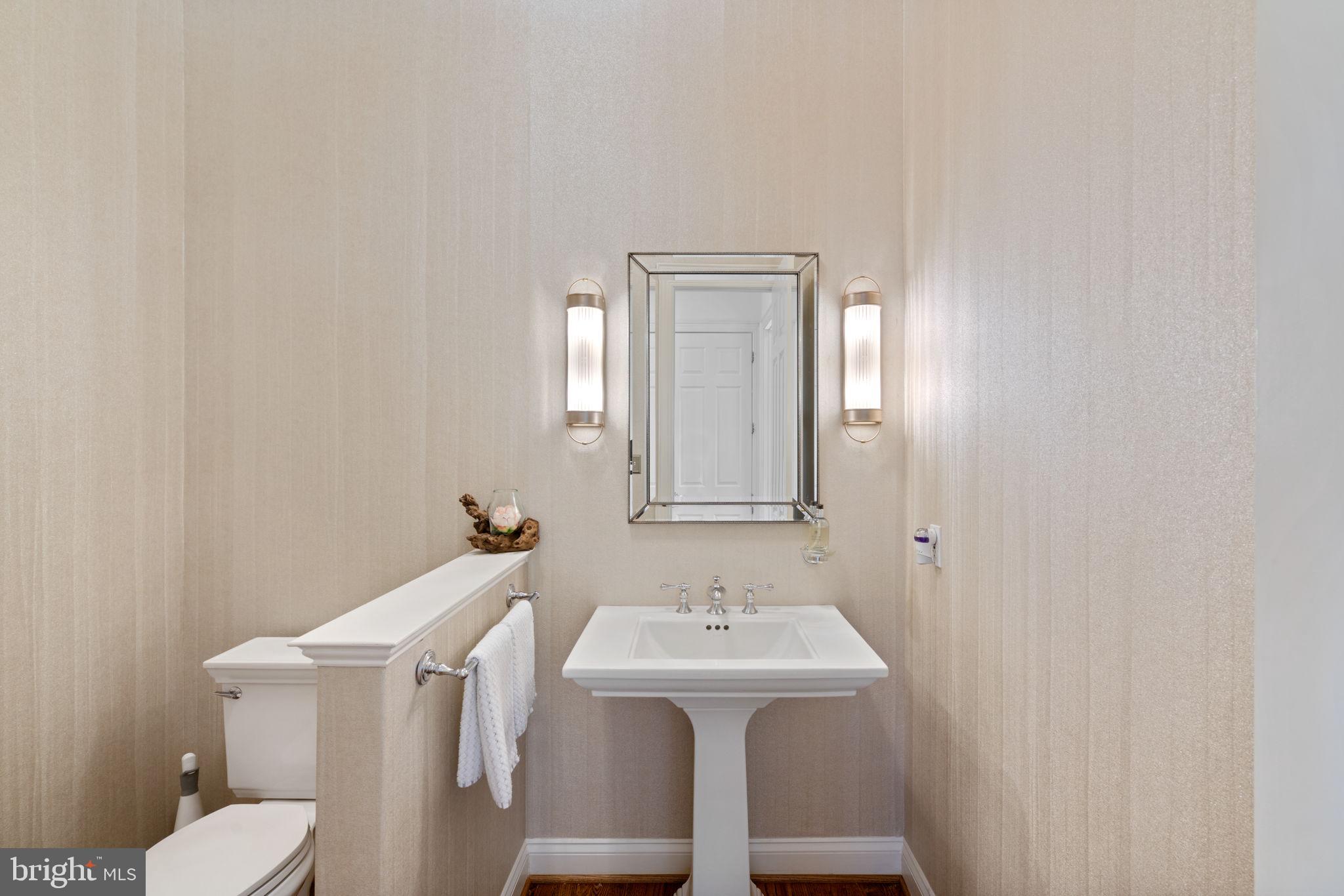 BRYAN POND - Residential