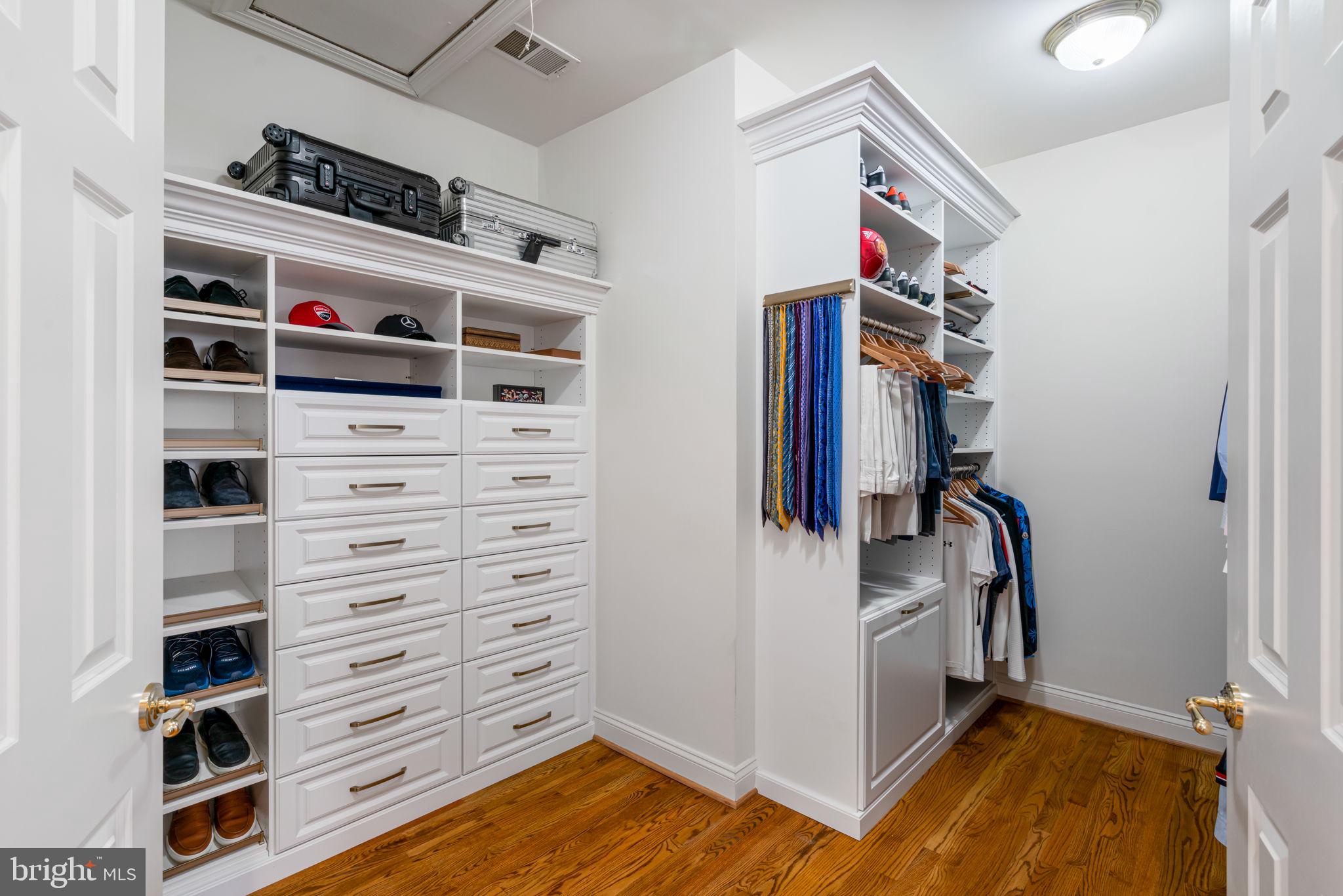 BRYAN POND - Residential